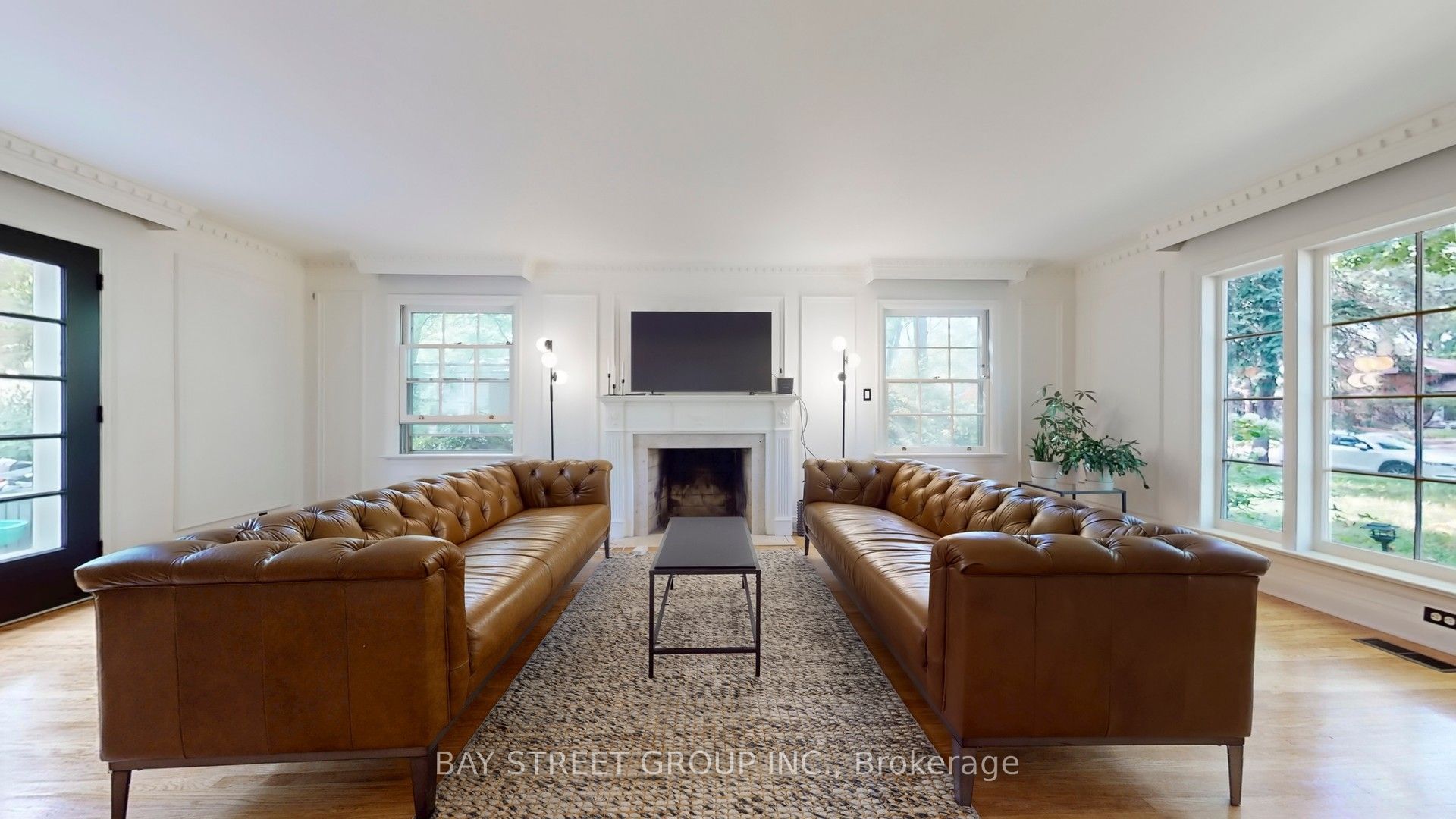 178 Breezy Pines Drive Property Photo 4