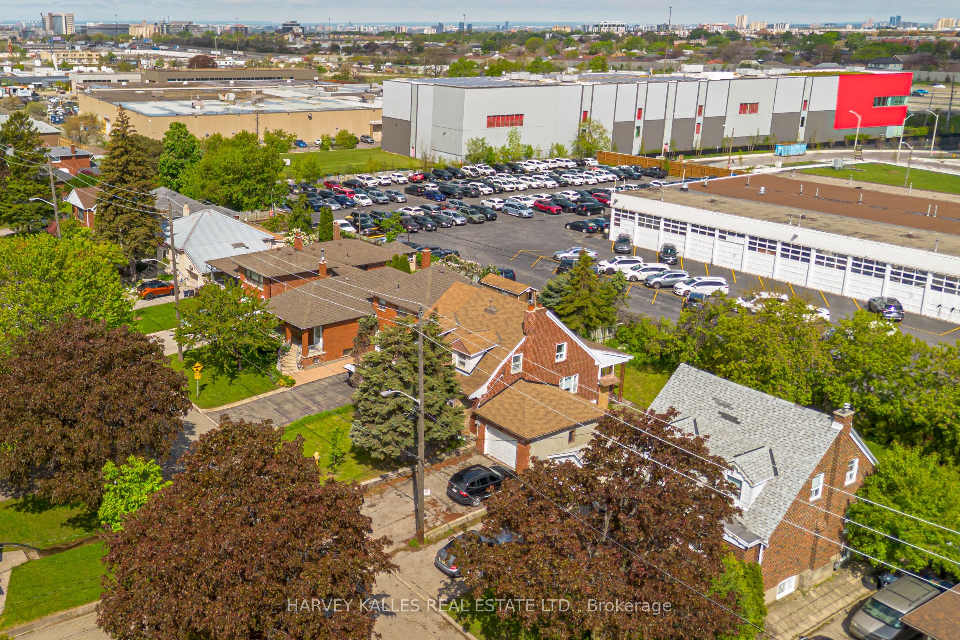 14 Jane Osler Boulevard Property Photo 3