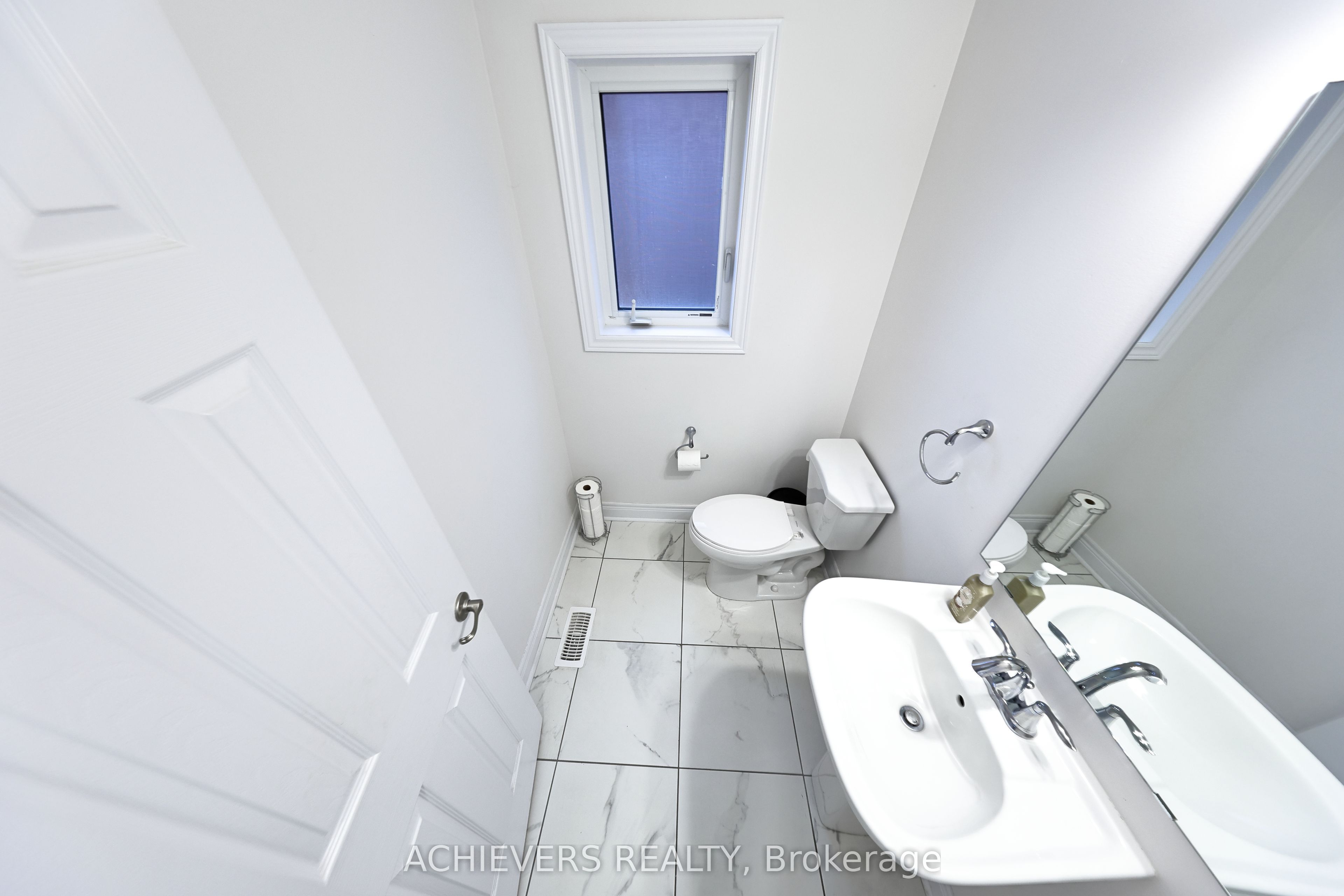 52 Branigan Crescent Property Photo 10
