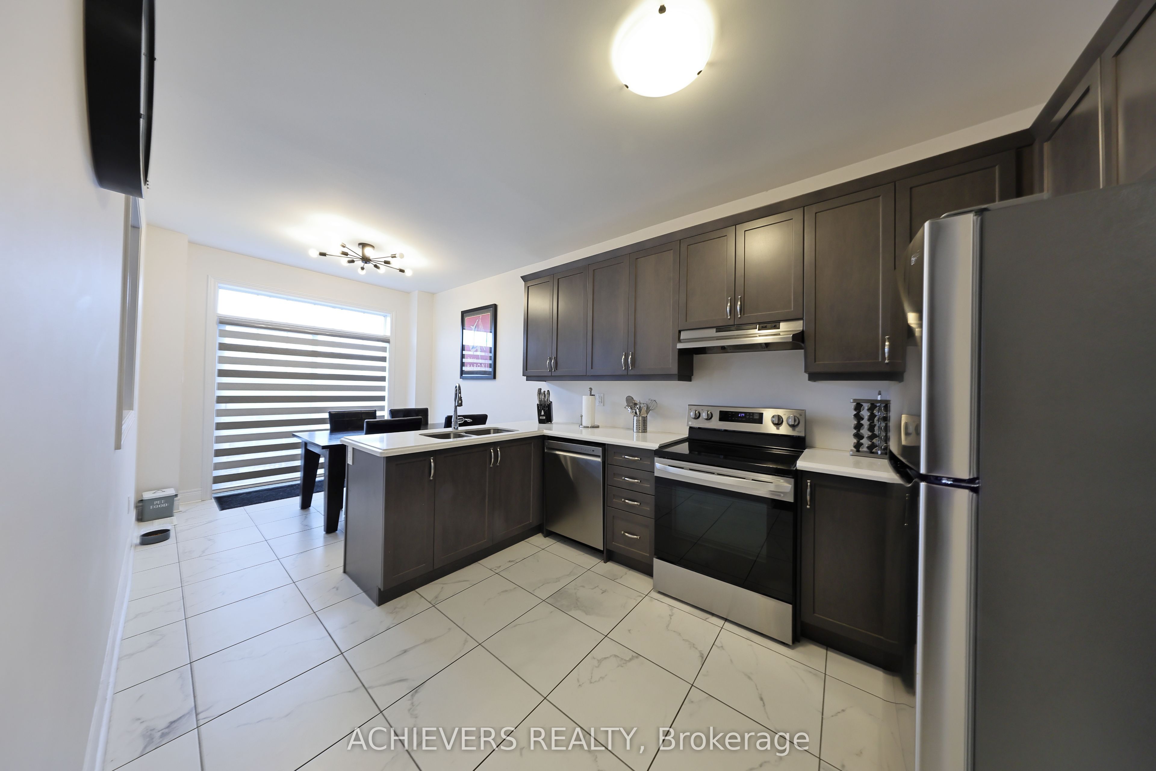 52 Branigan Crescent Property Photo 11