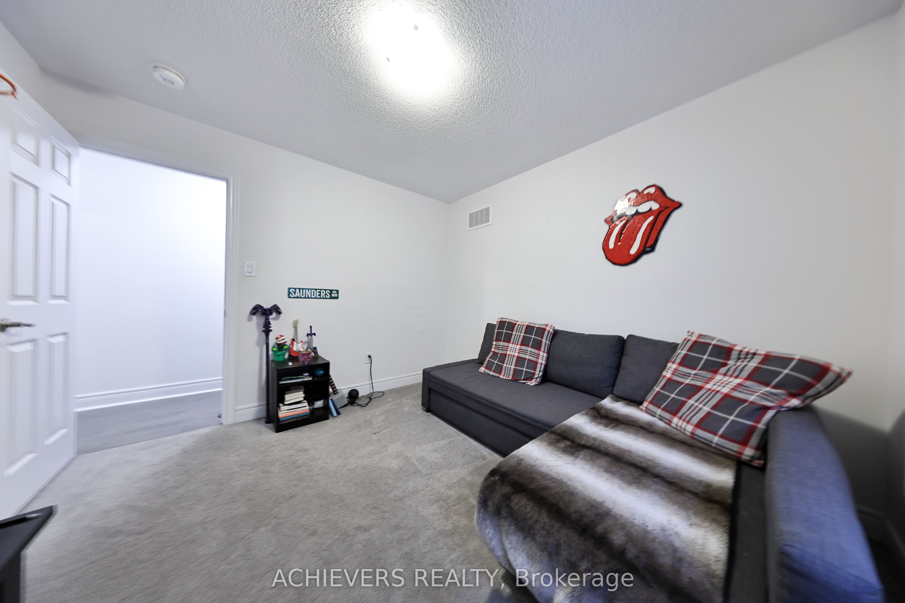 52 Branigan Crescent Property Photo 31