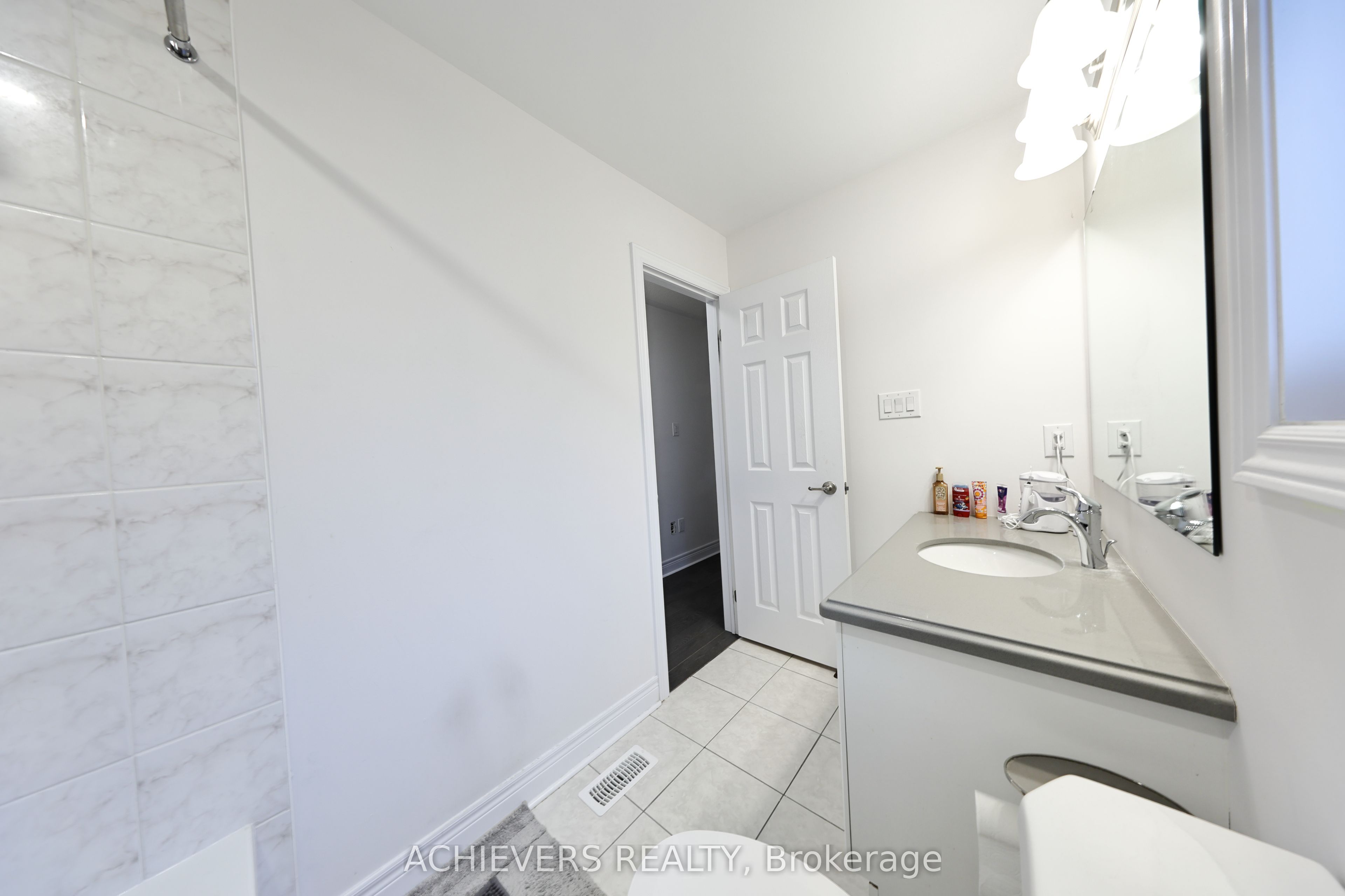 52 Branigan Crescent Property Photo 37