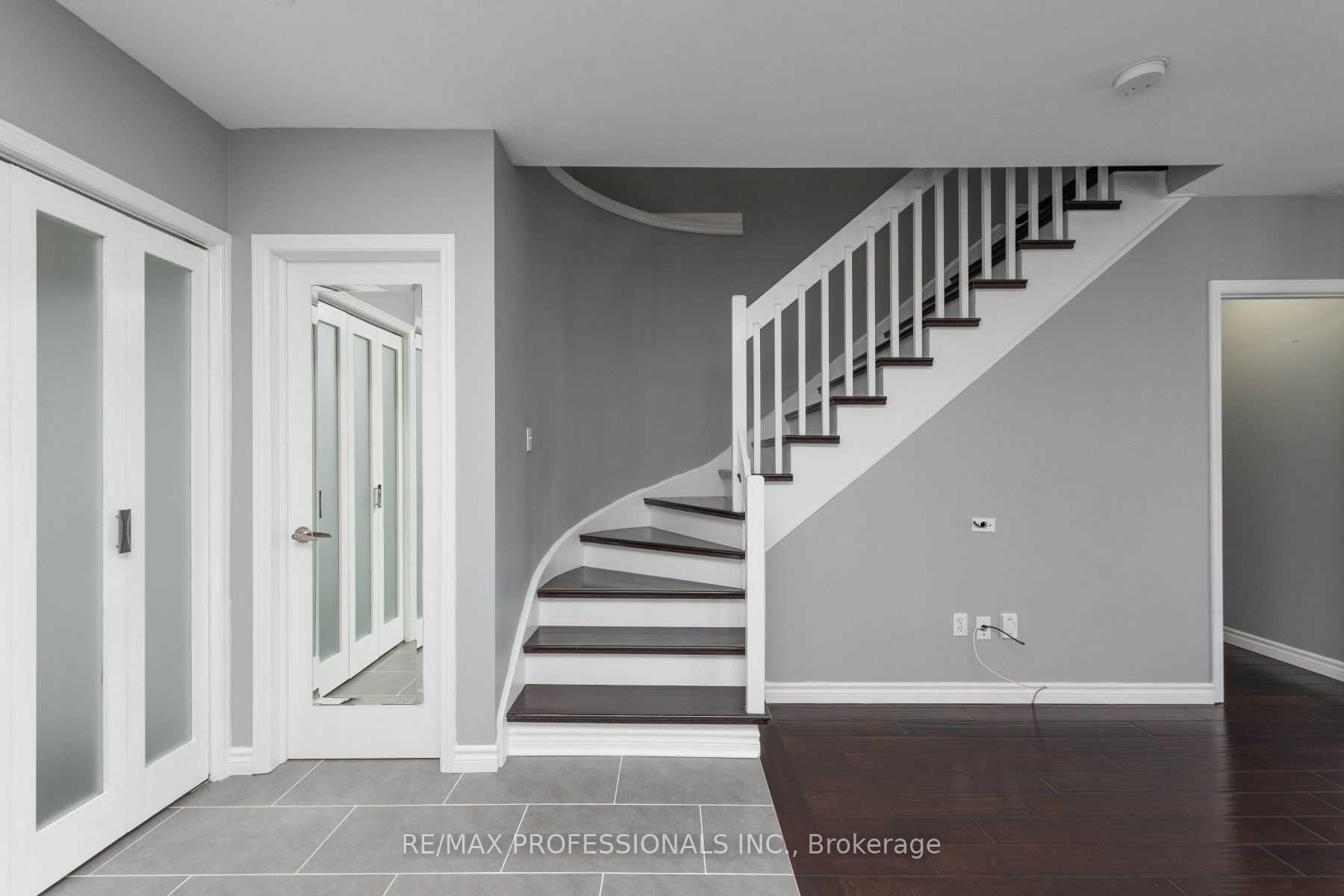 1362 Brookstar Drive Property Photo 3