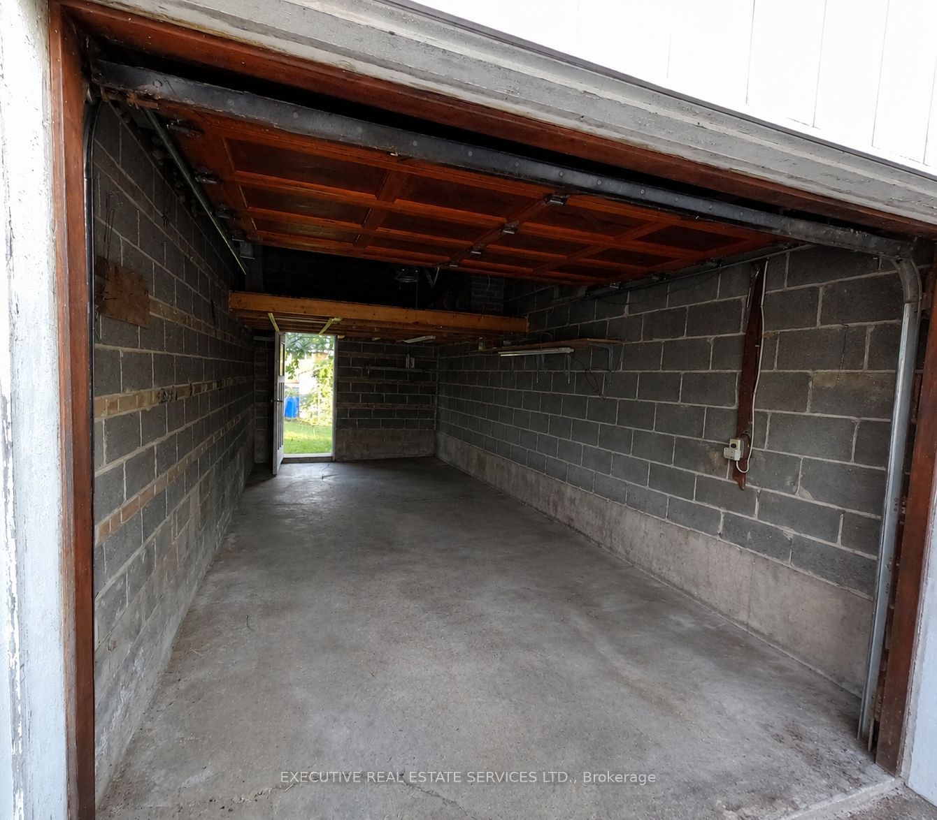 41 Ludgate Drive Property Photo 2