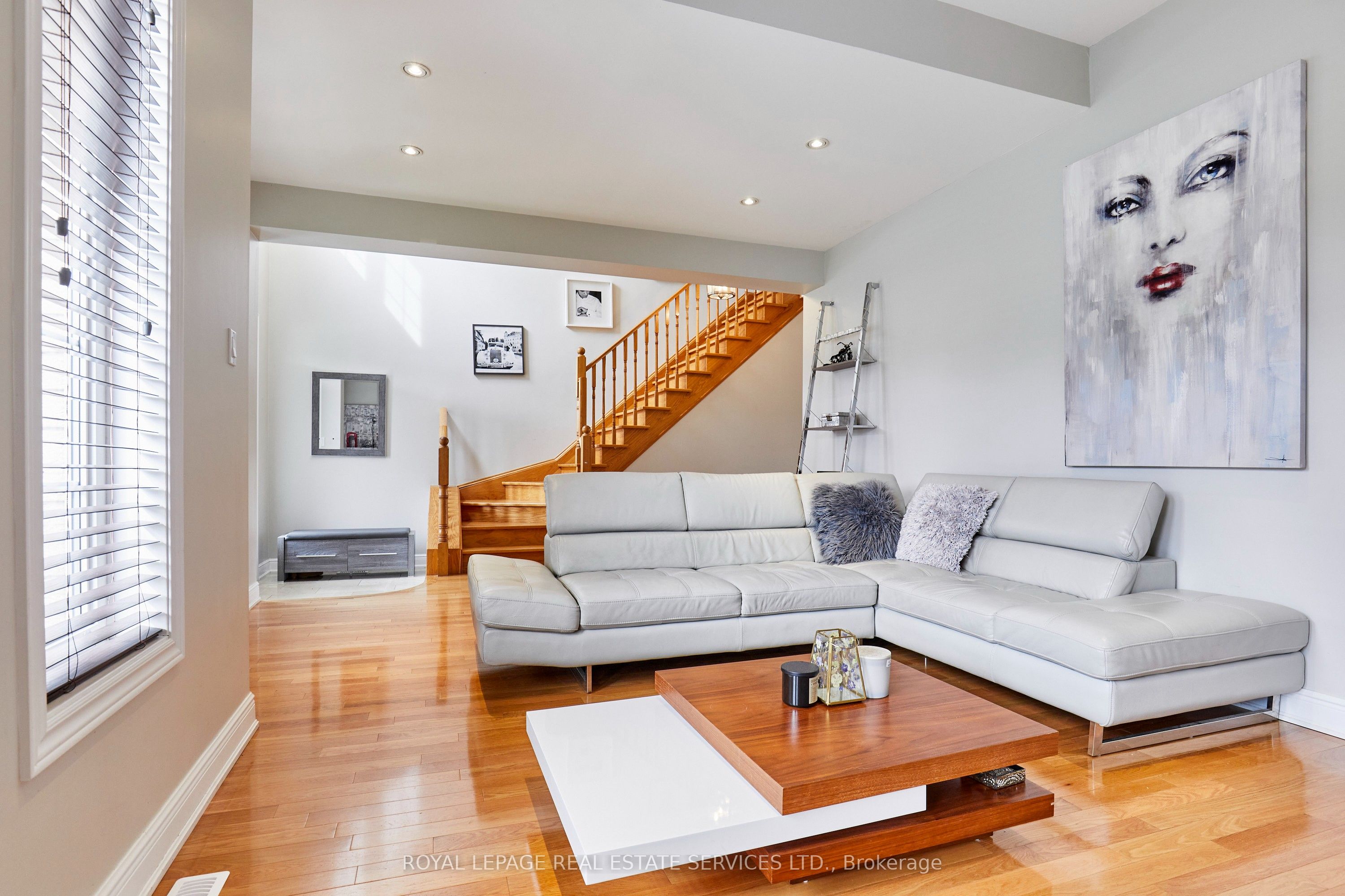 100 Walker Road W Property Photo 14