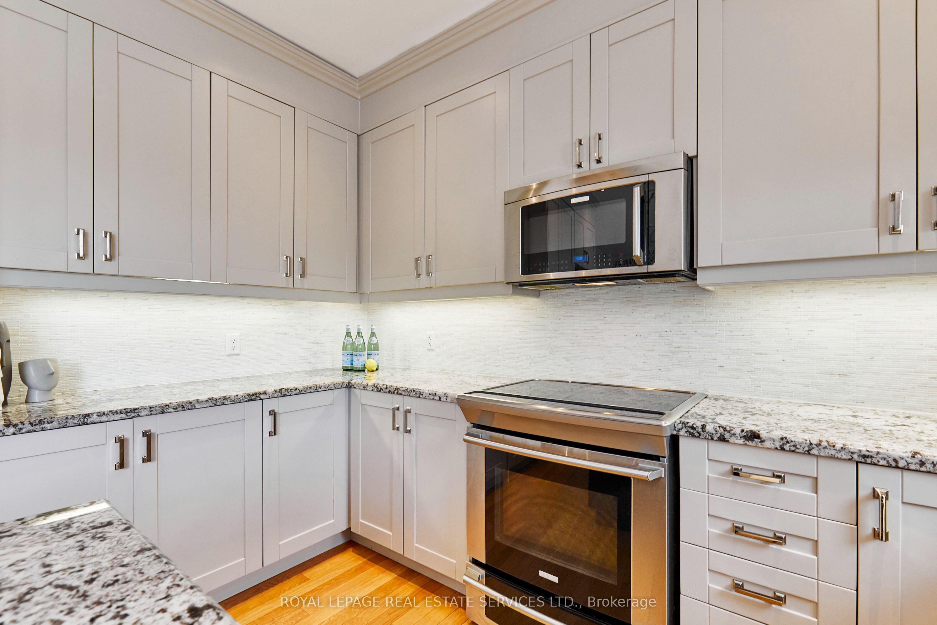 100 Walker Road W Property Photo 19