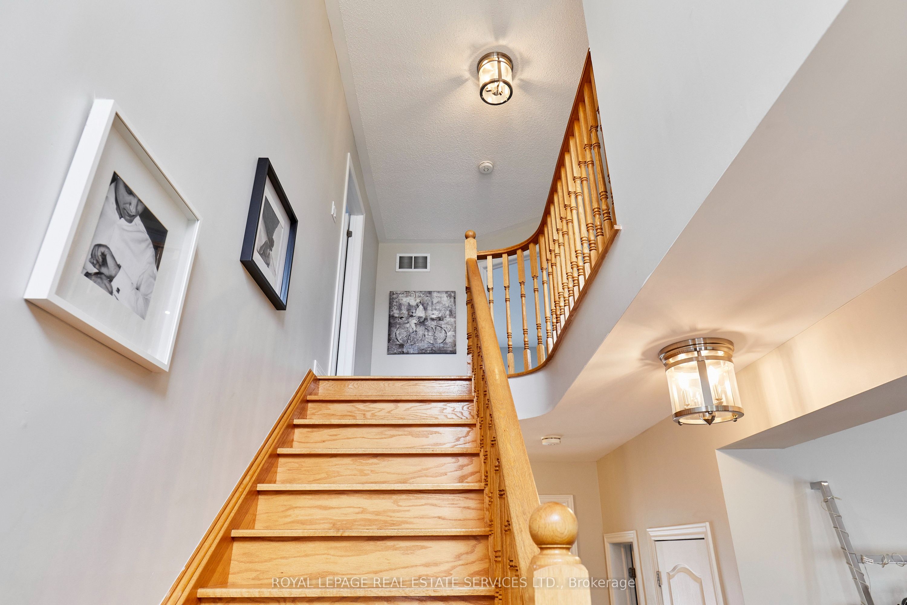 100 Walker Road W Property Photo 23