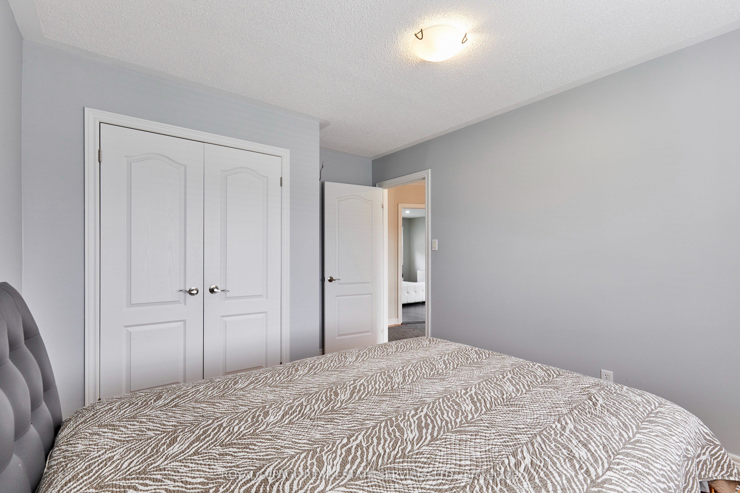100 Walker Road W Property Photo 29