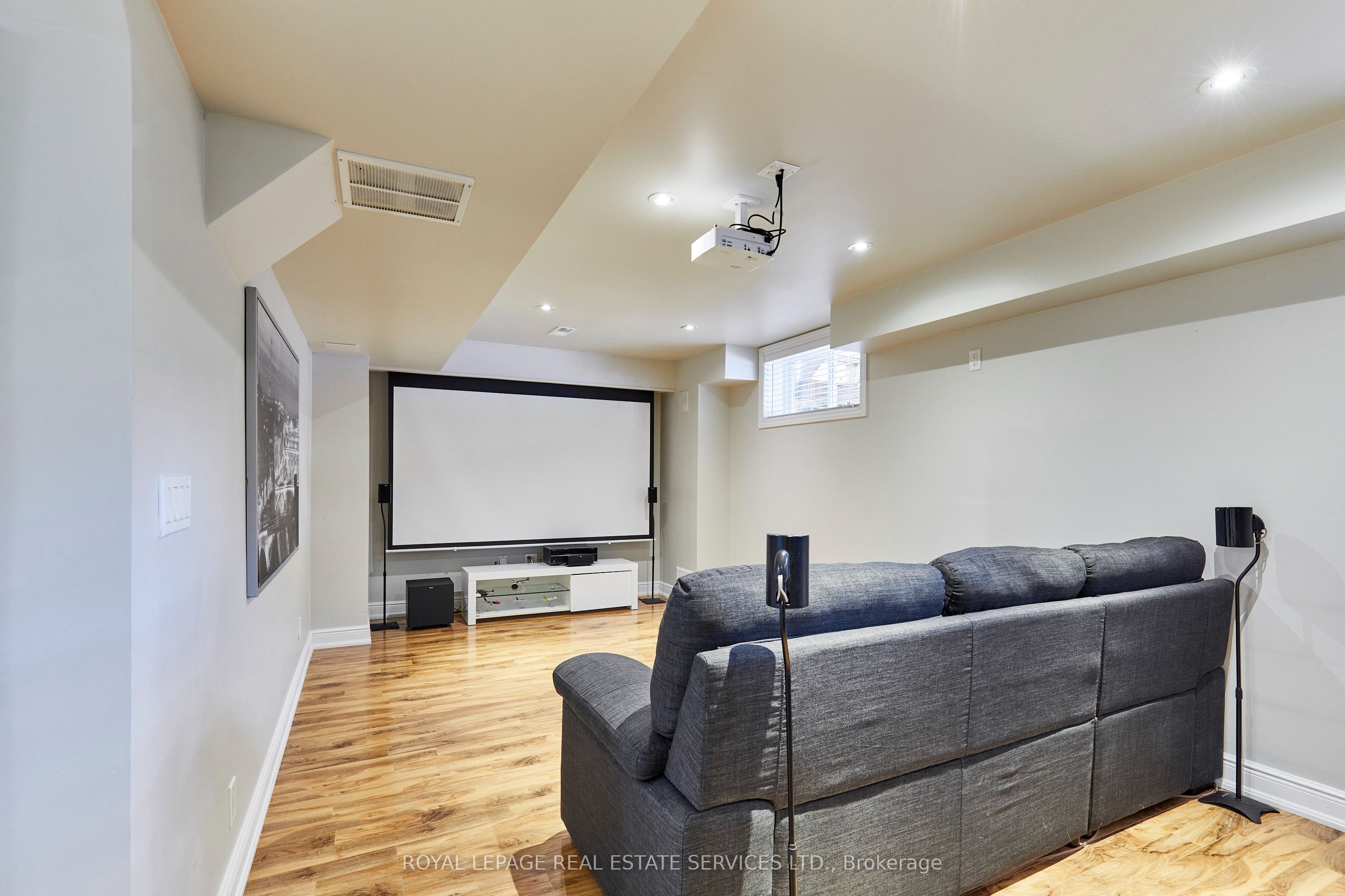100 Walker Road W Property Photo 34