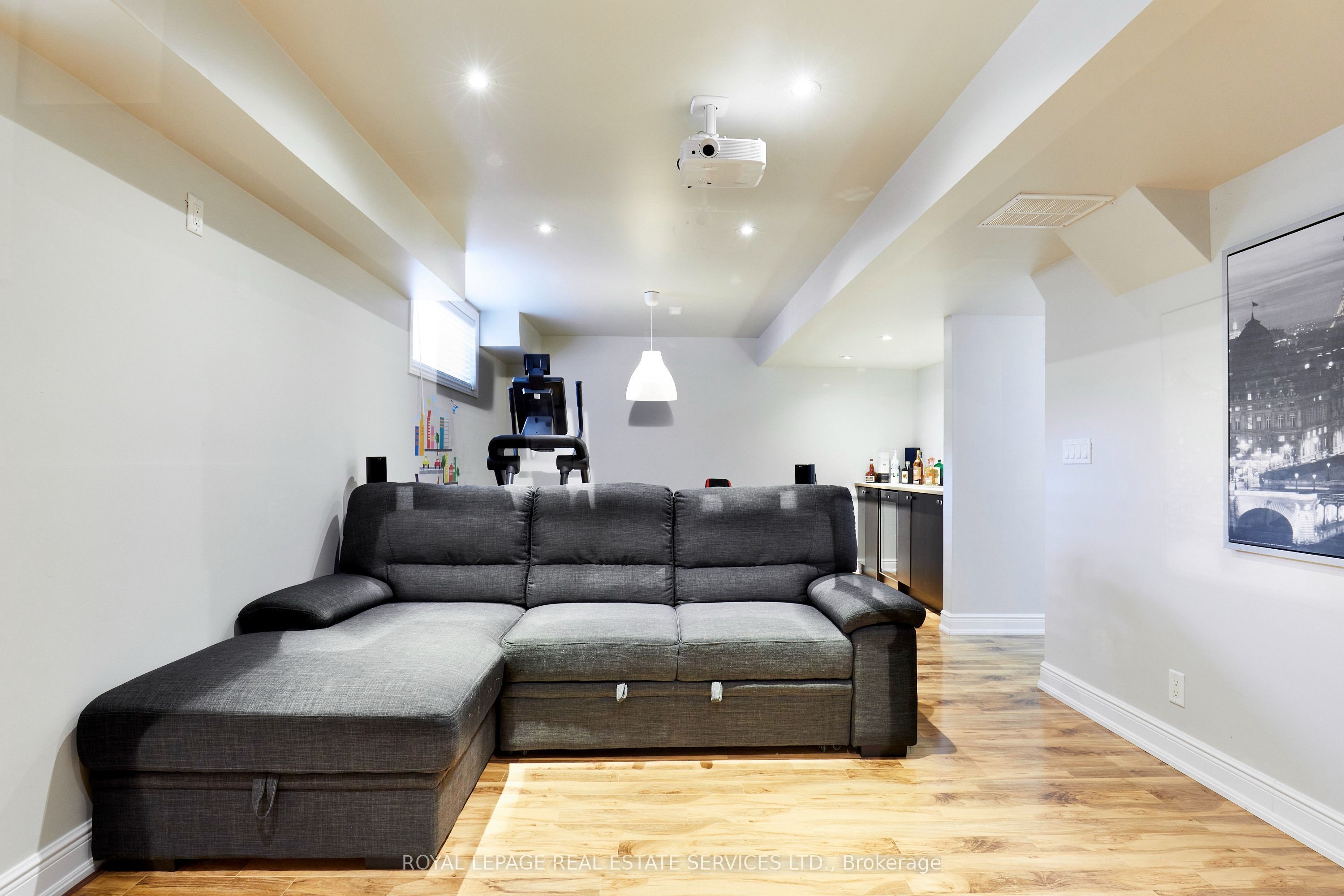 100 Walker Road W Property Photo 35