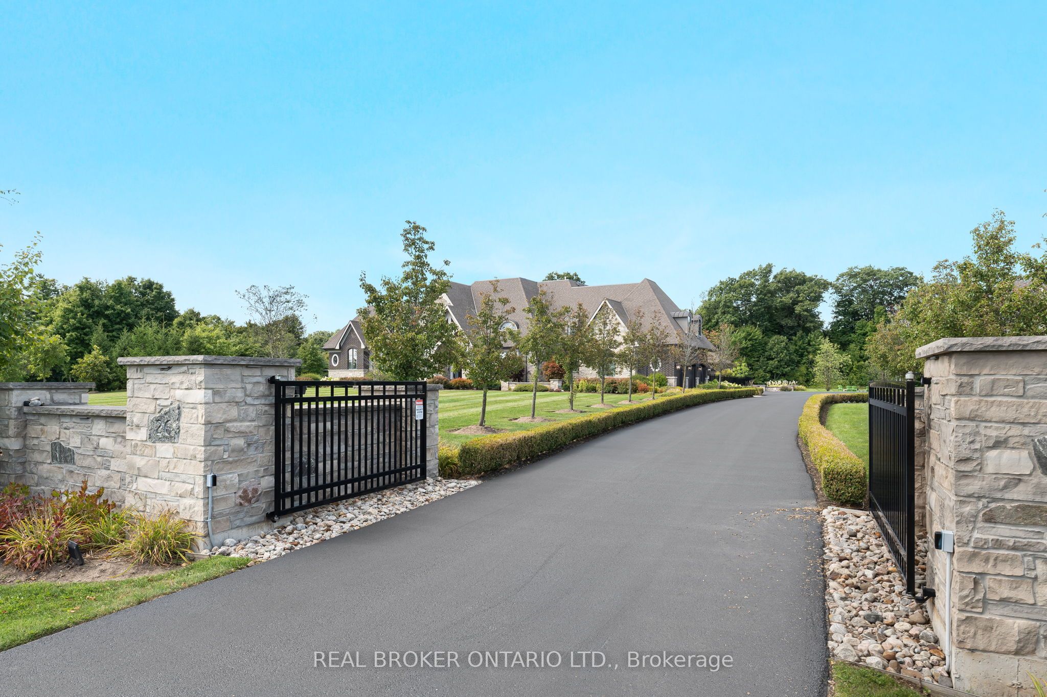 26 Autumn Circle Property Photo 6