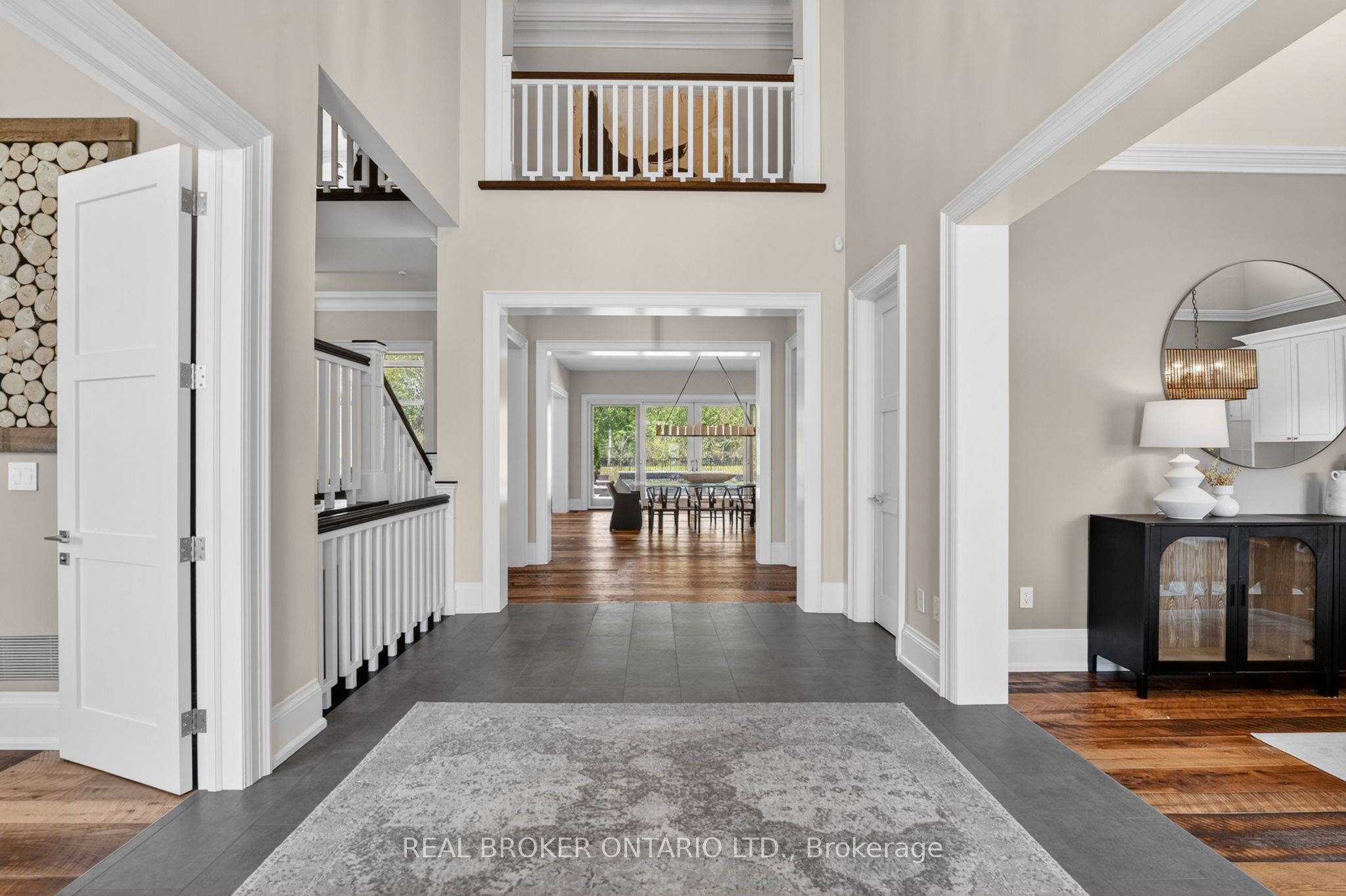 26 Autumn Circle Property Photo 12
