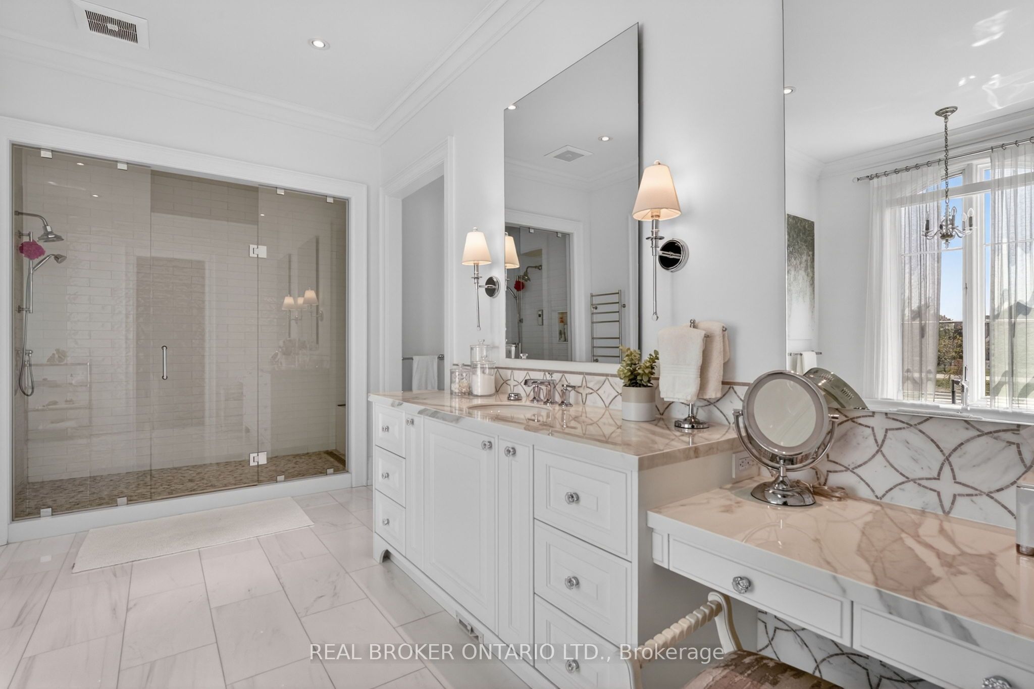 26 Autumn Circle Property Photo 28