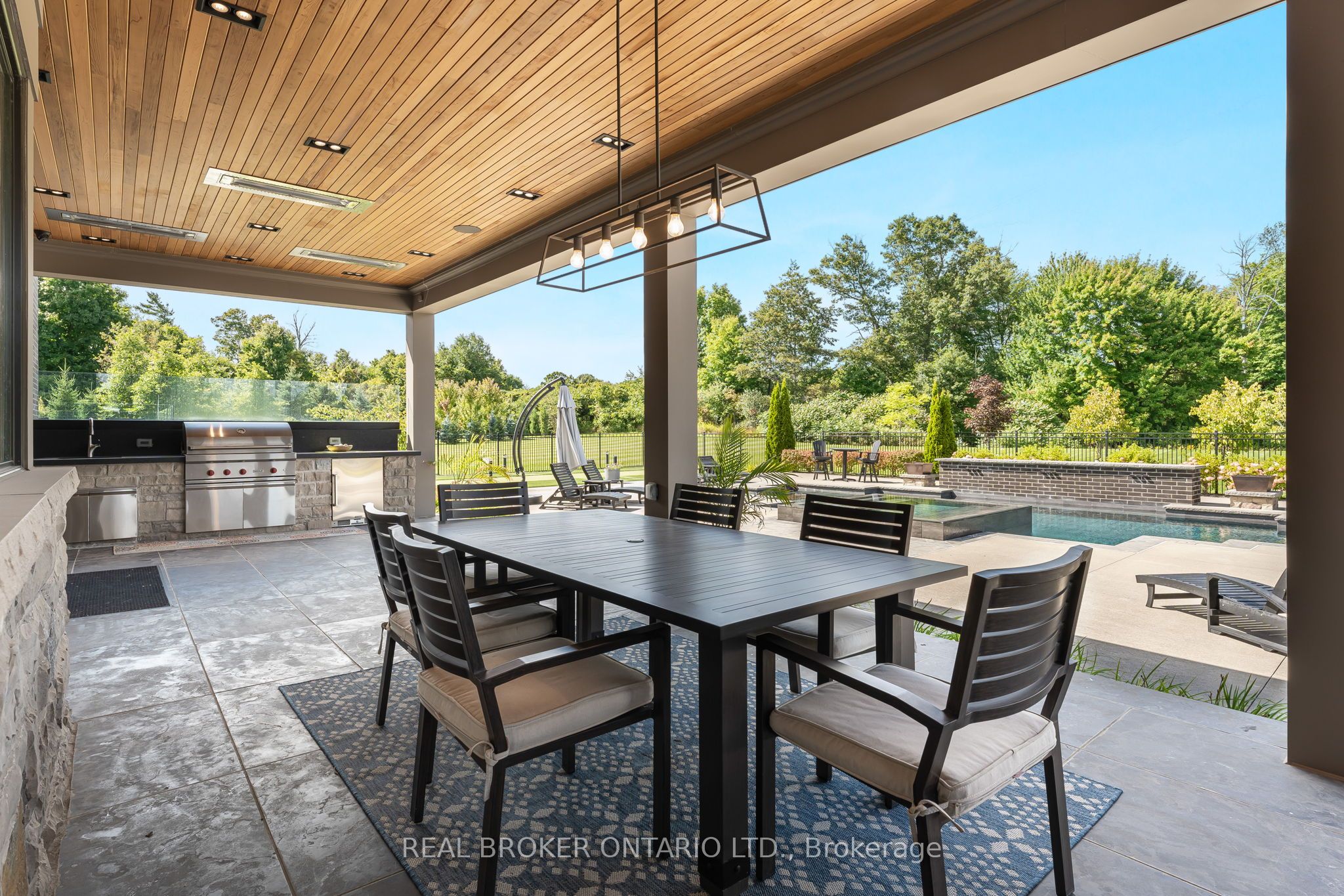 26 Autumn Circle Property Photo 48