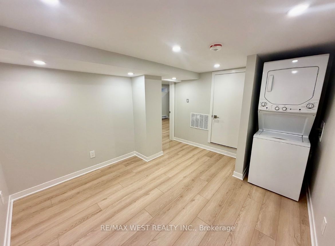 10 Vimy Avenue Bsmt Property Photo 5