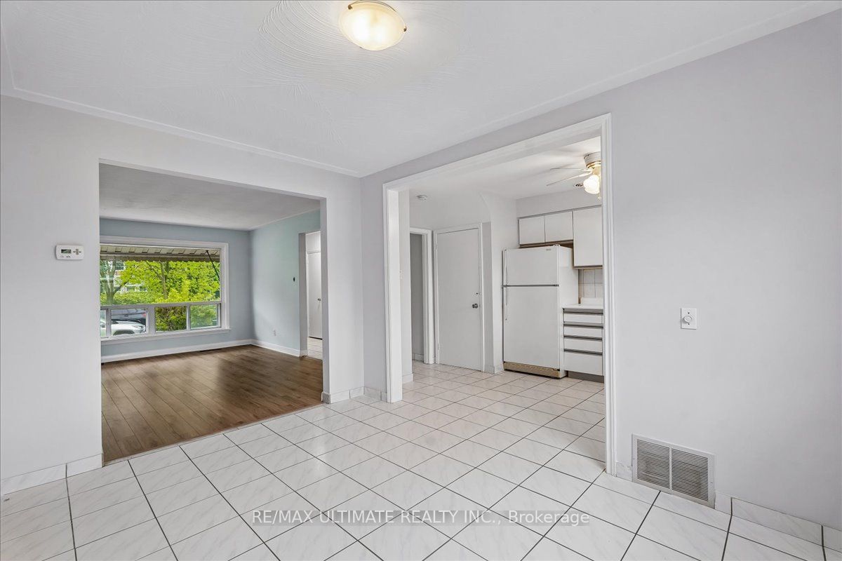 12 Thurodale Avenue Property Photo 21