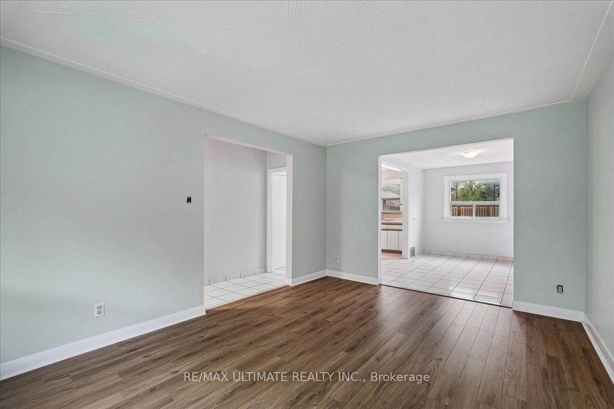 12 Thurodale Avenue Property Photo 24