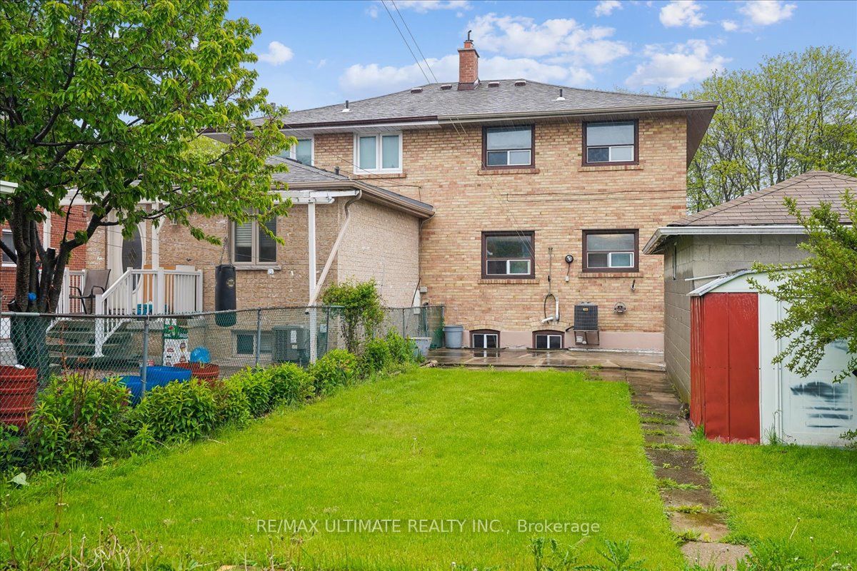 12 Thurodale Avenue Property Photo 38