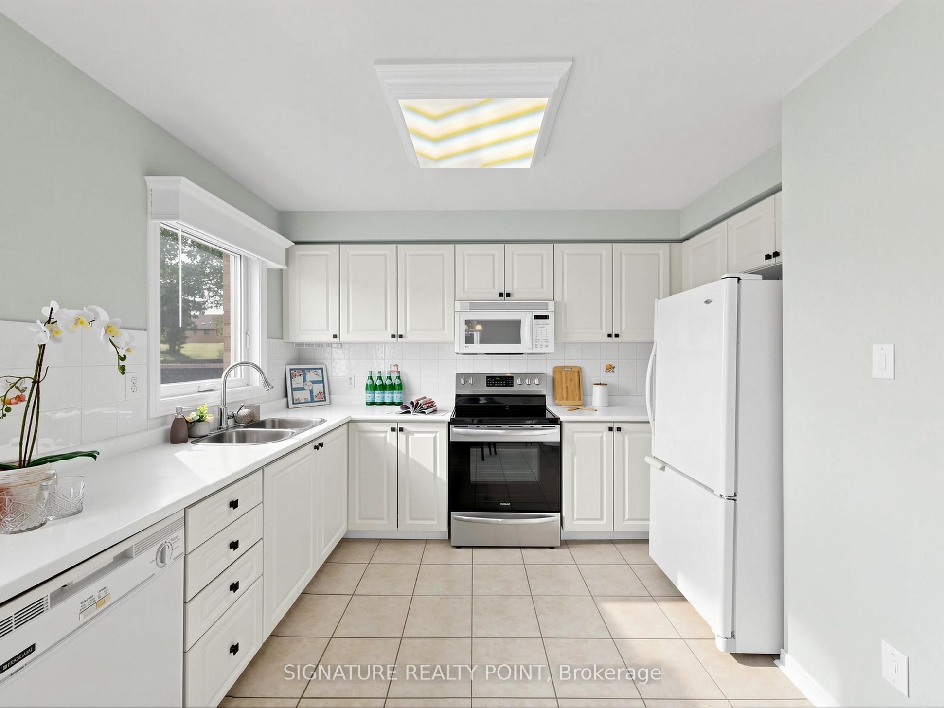 1816 Hobson Drive Property Photo 8
