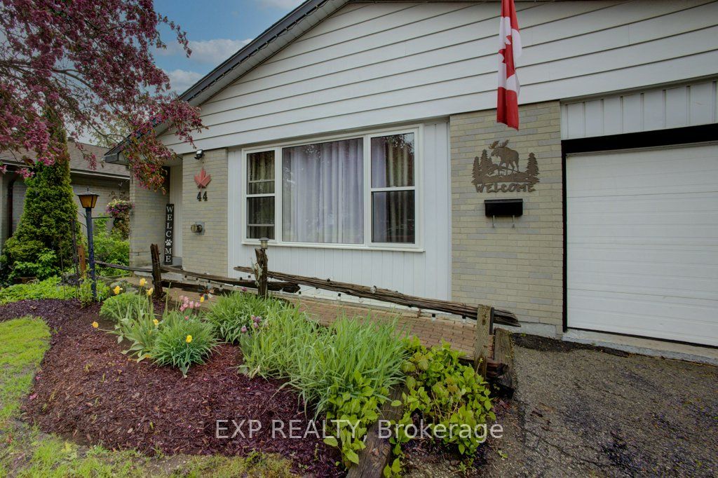44 Madison Avenue Property Photo 2