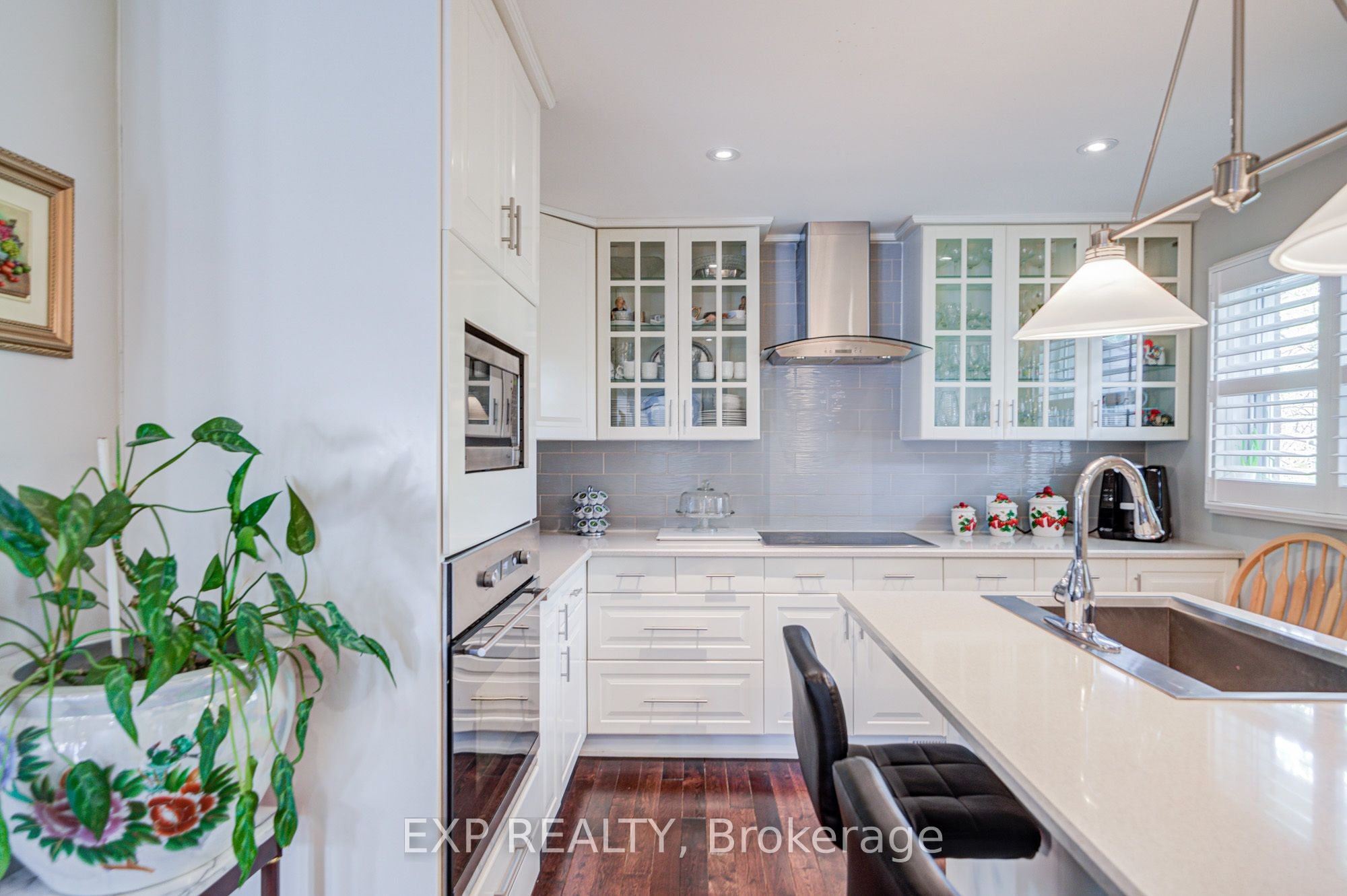 593a Scarlett Road N Property Photo 6