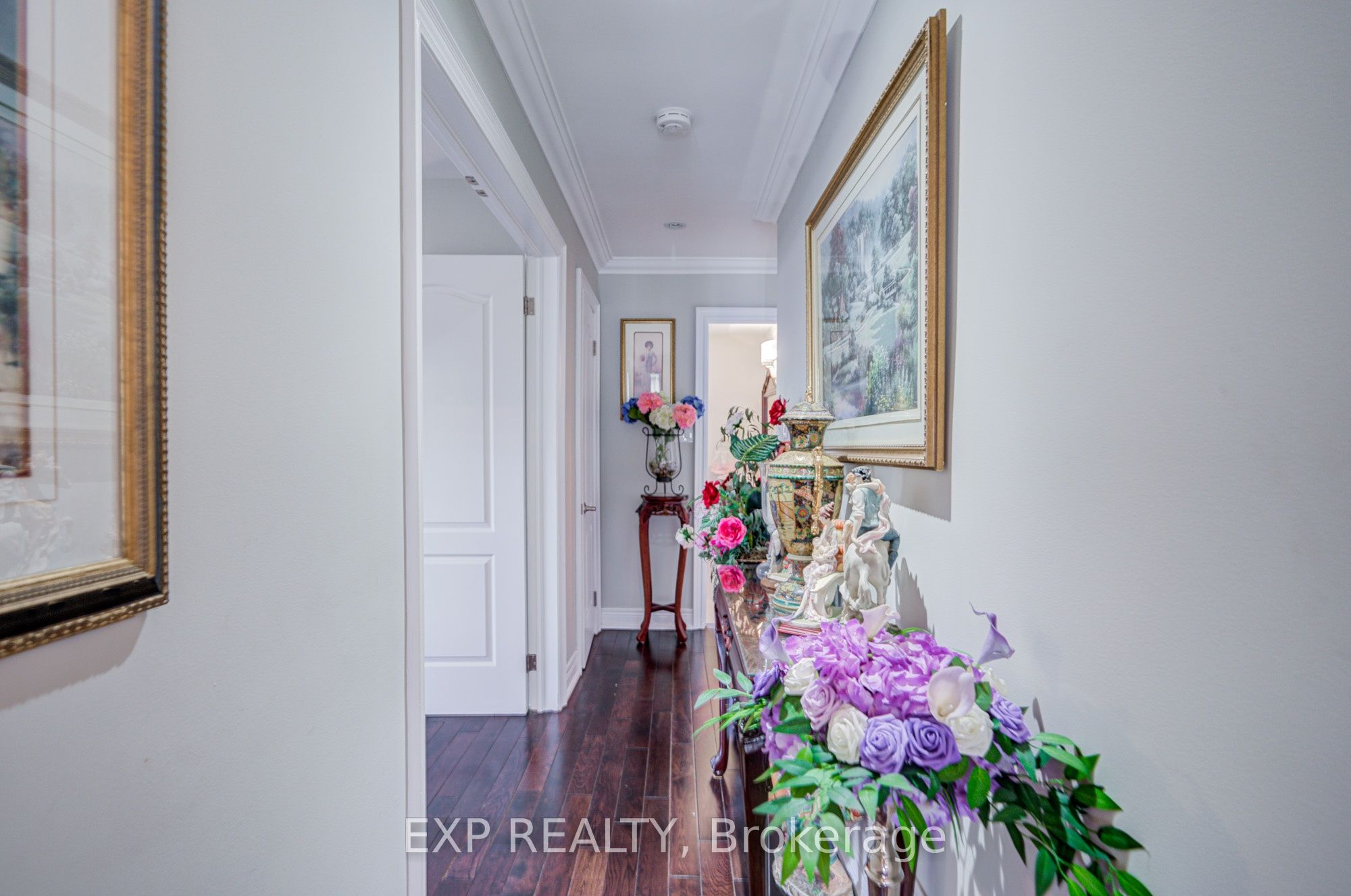 593a Scarlett Road N Property Photo 12