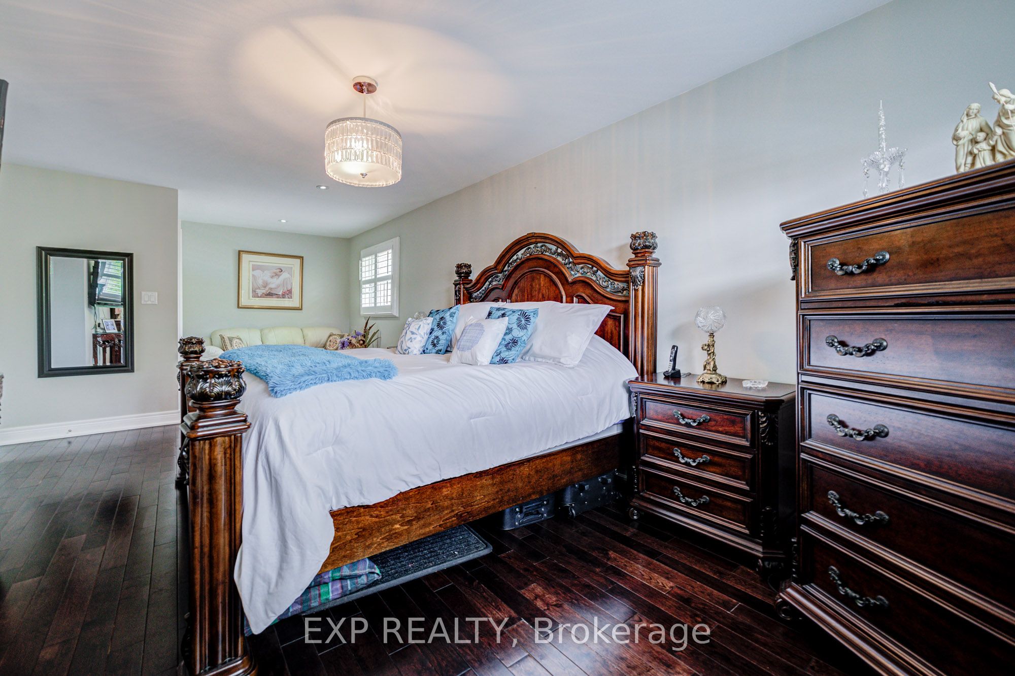 593a Scarlett Road N Property Photo 15