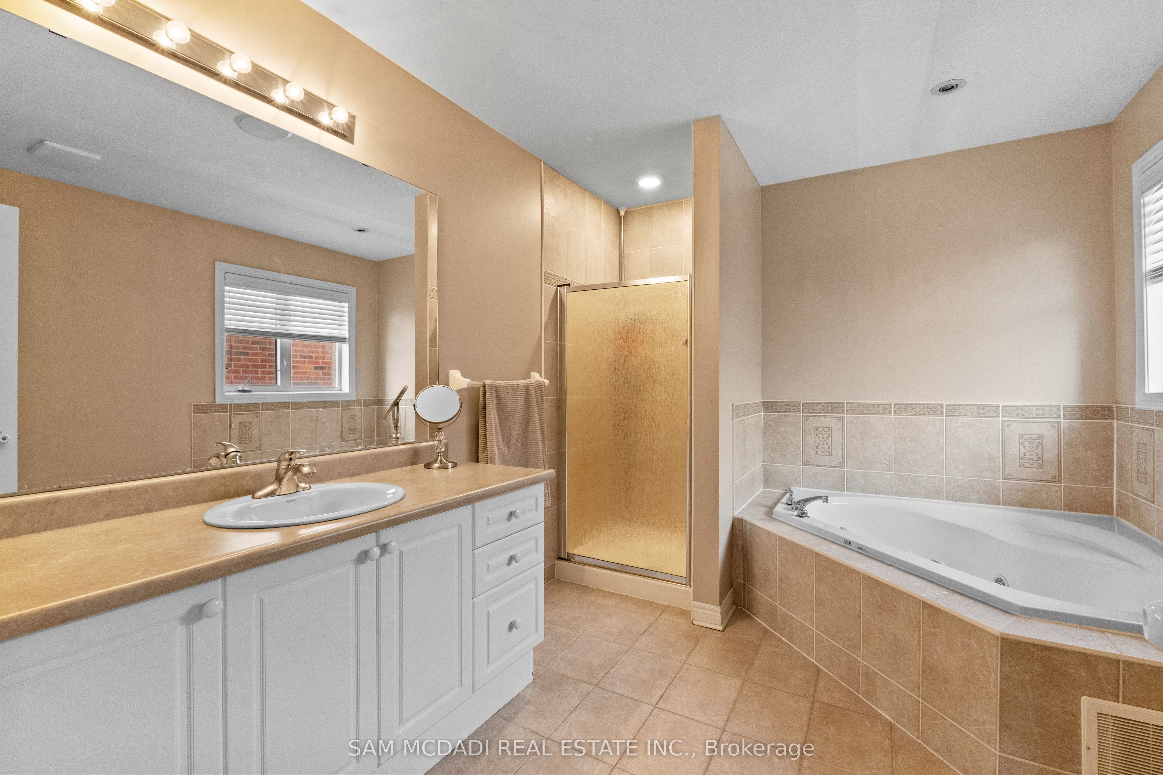 2476 Palmerston Road Property Photo 23