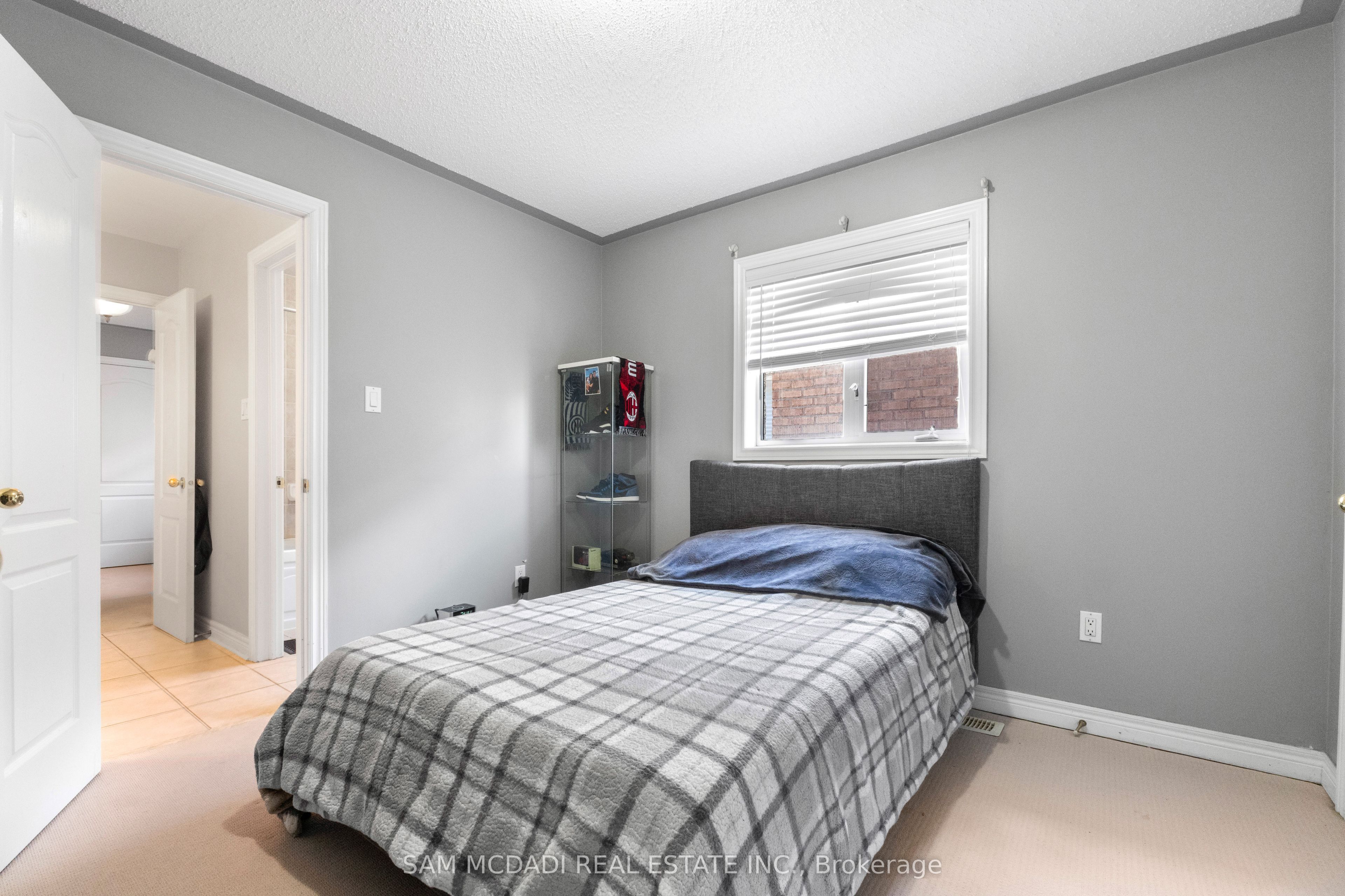 2476 Palmerston Road Property Photo 28