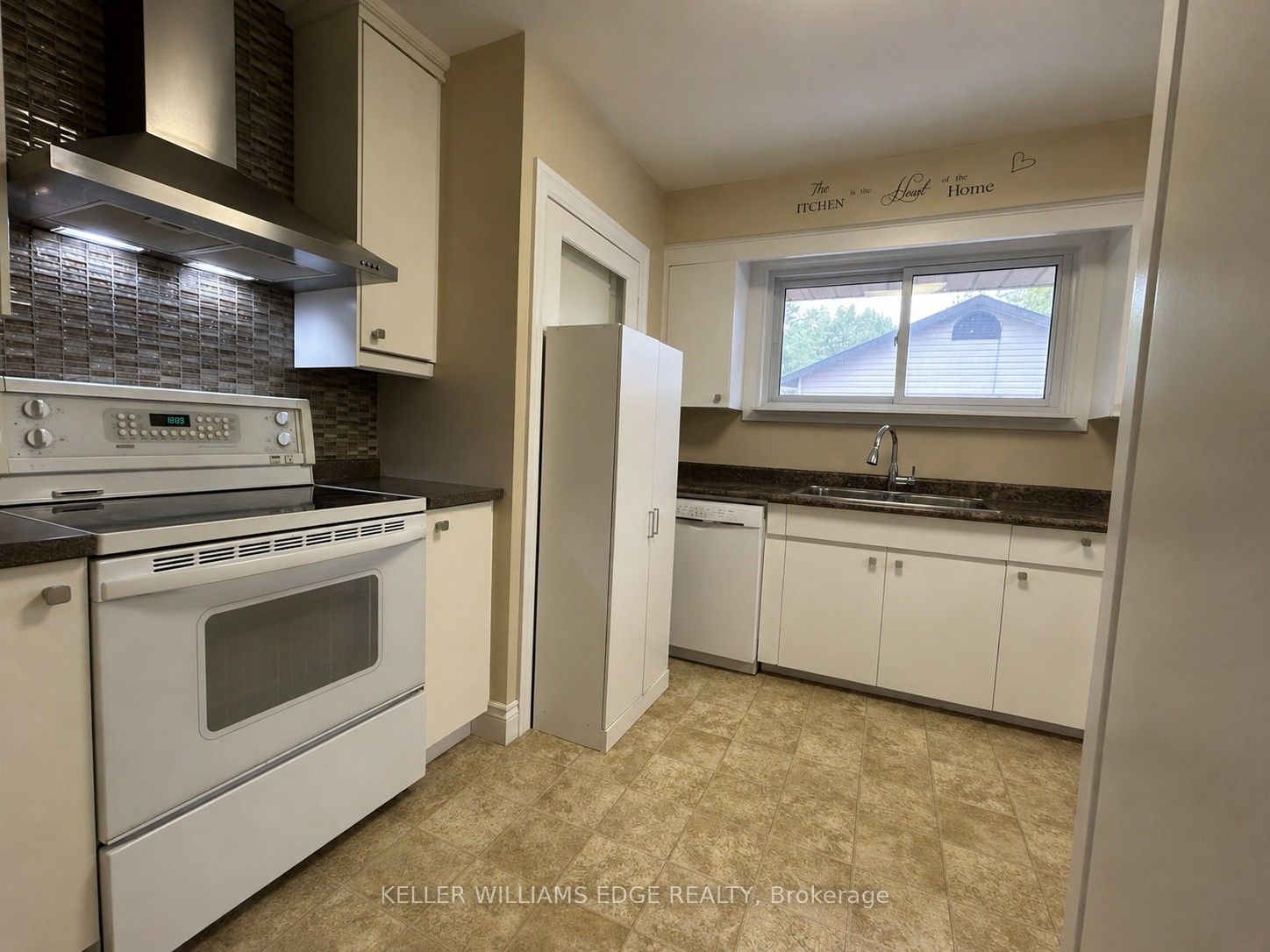 917 Orpha Street Property Photo 9