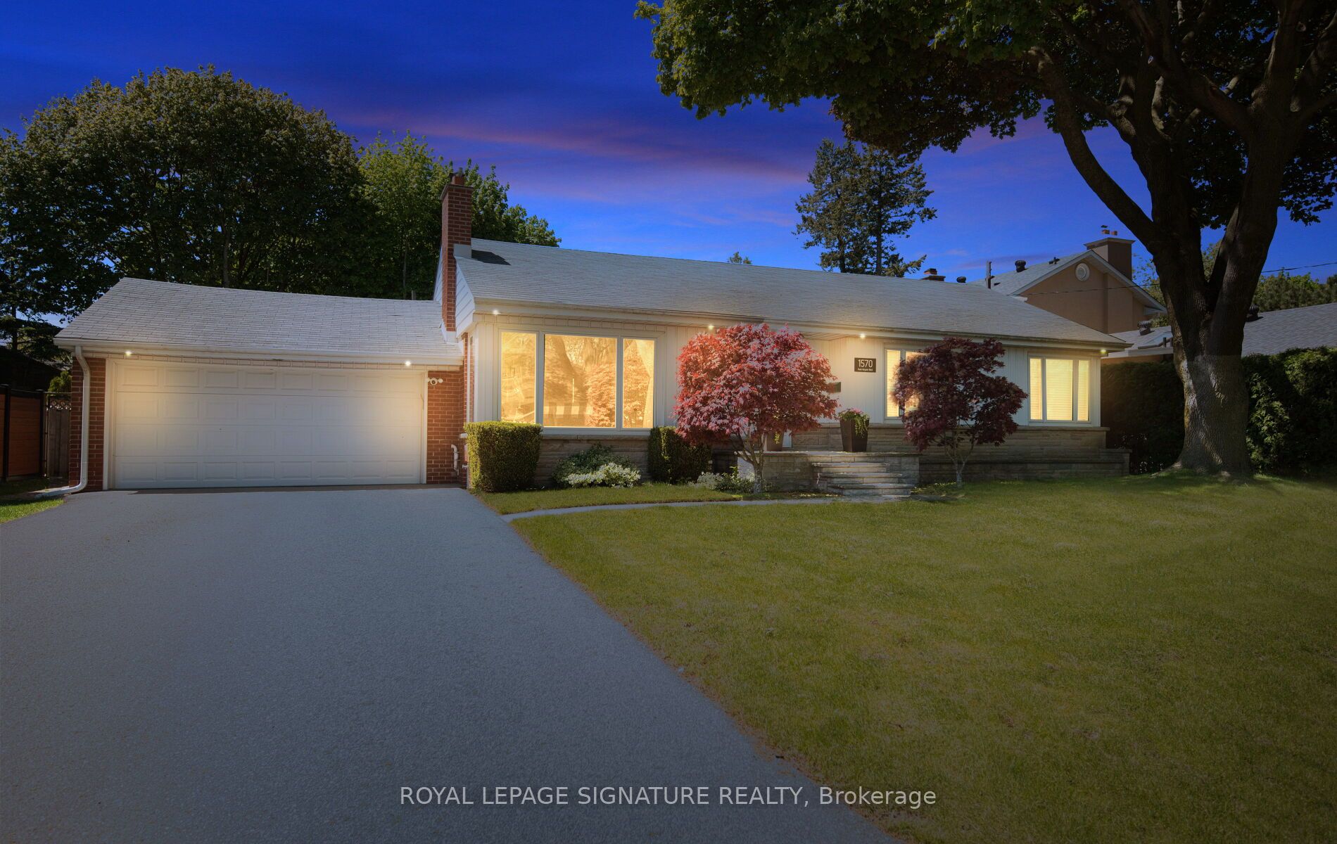 1570 Park Royale Boulevard Property Photo 1