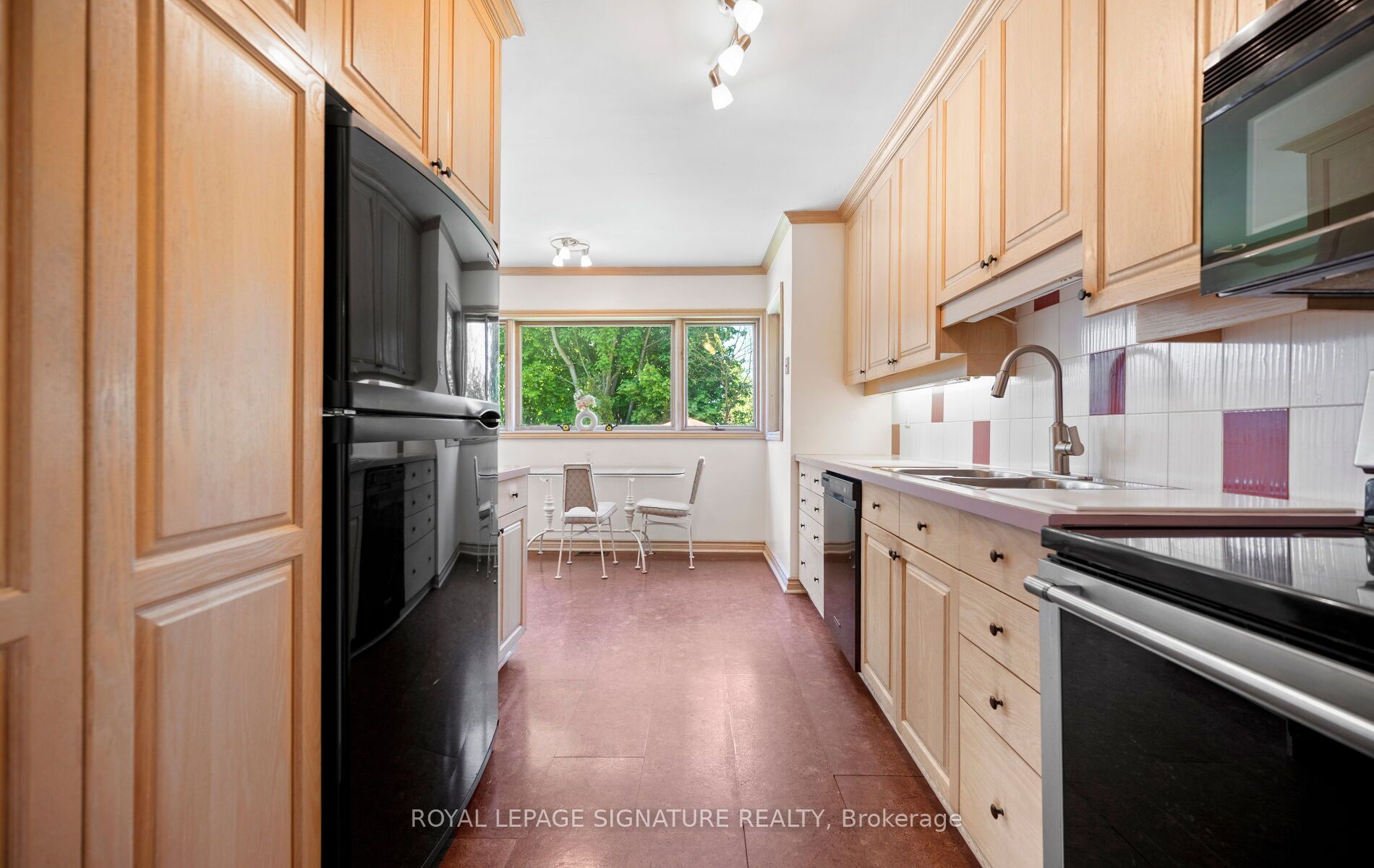 1570 Park Royale Boulevard Property Photo 11