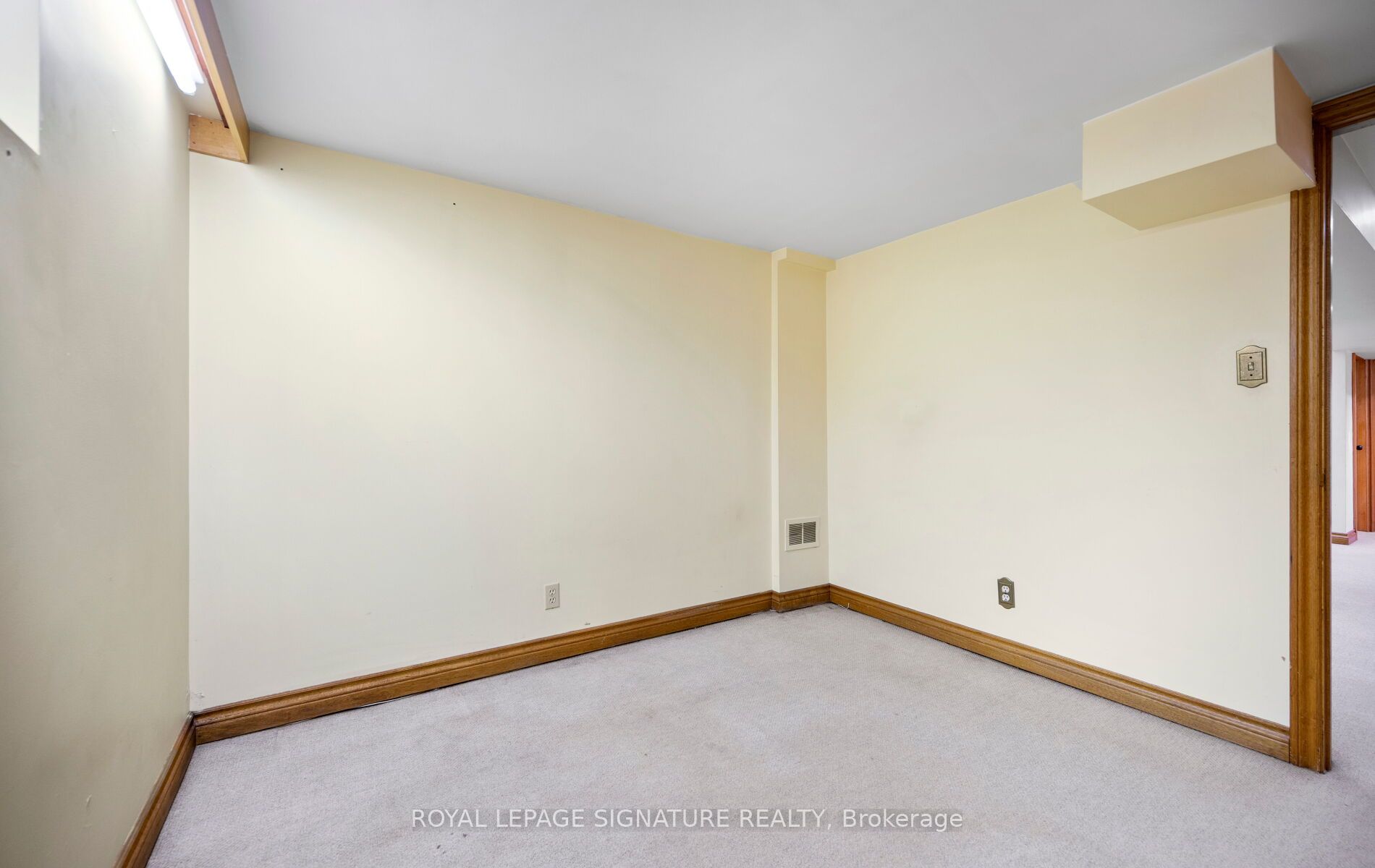 1570 Park Royale Boulevard Property Photo 26