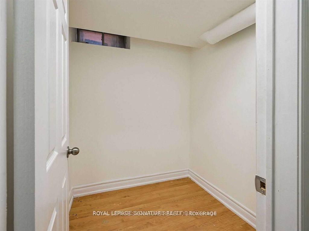 5955 Leeside Crescent Basement Property Photo 27