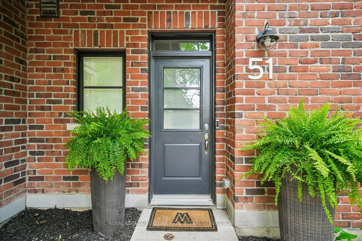 70 Plains Road W 51