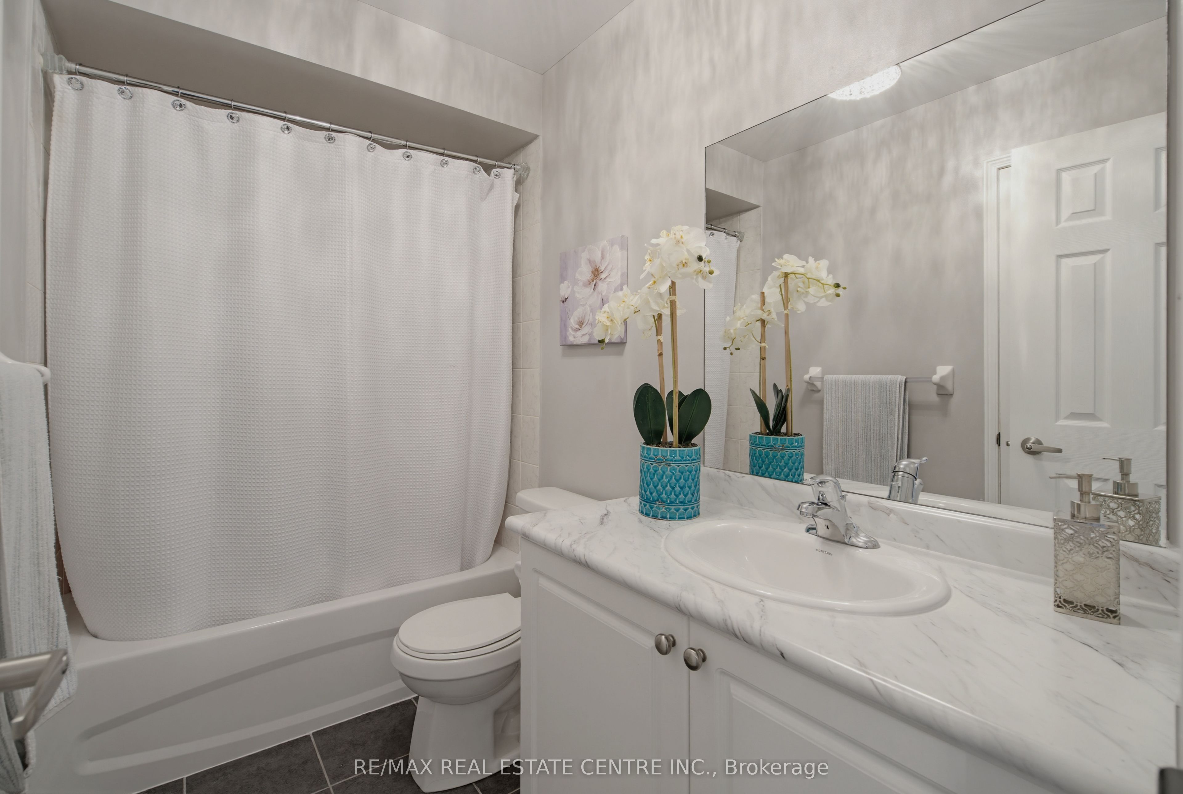 16 Gulfbrook Circle Property Photo 24