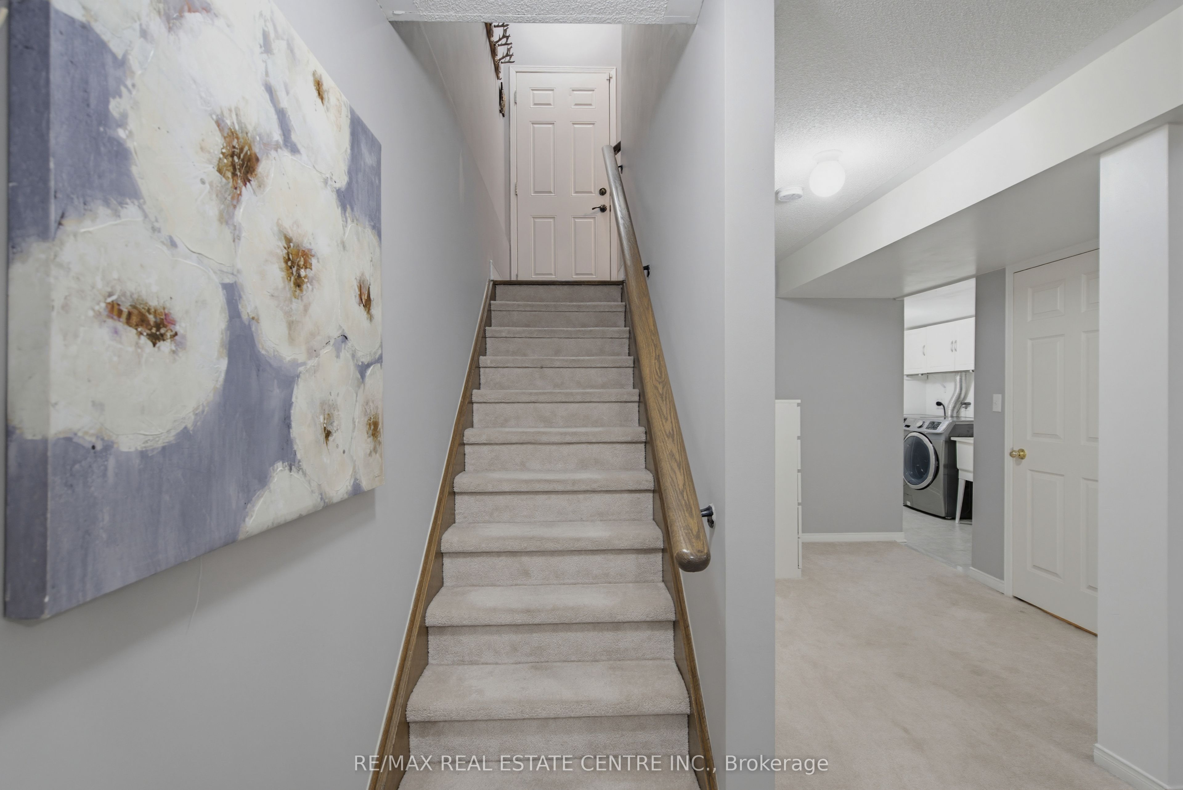 16 Gulfbrook Circle Property Photo 30