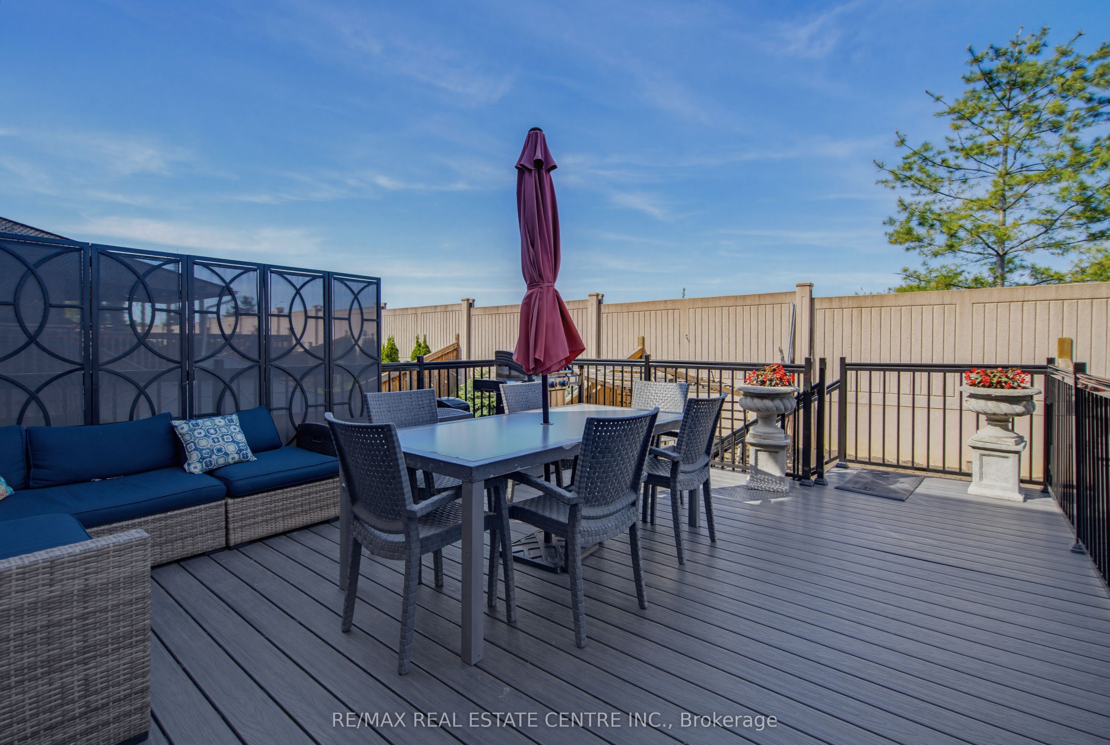 16 Gulfbrook Circle Property Photo 40