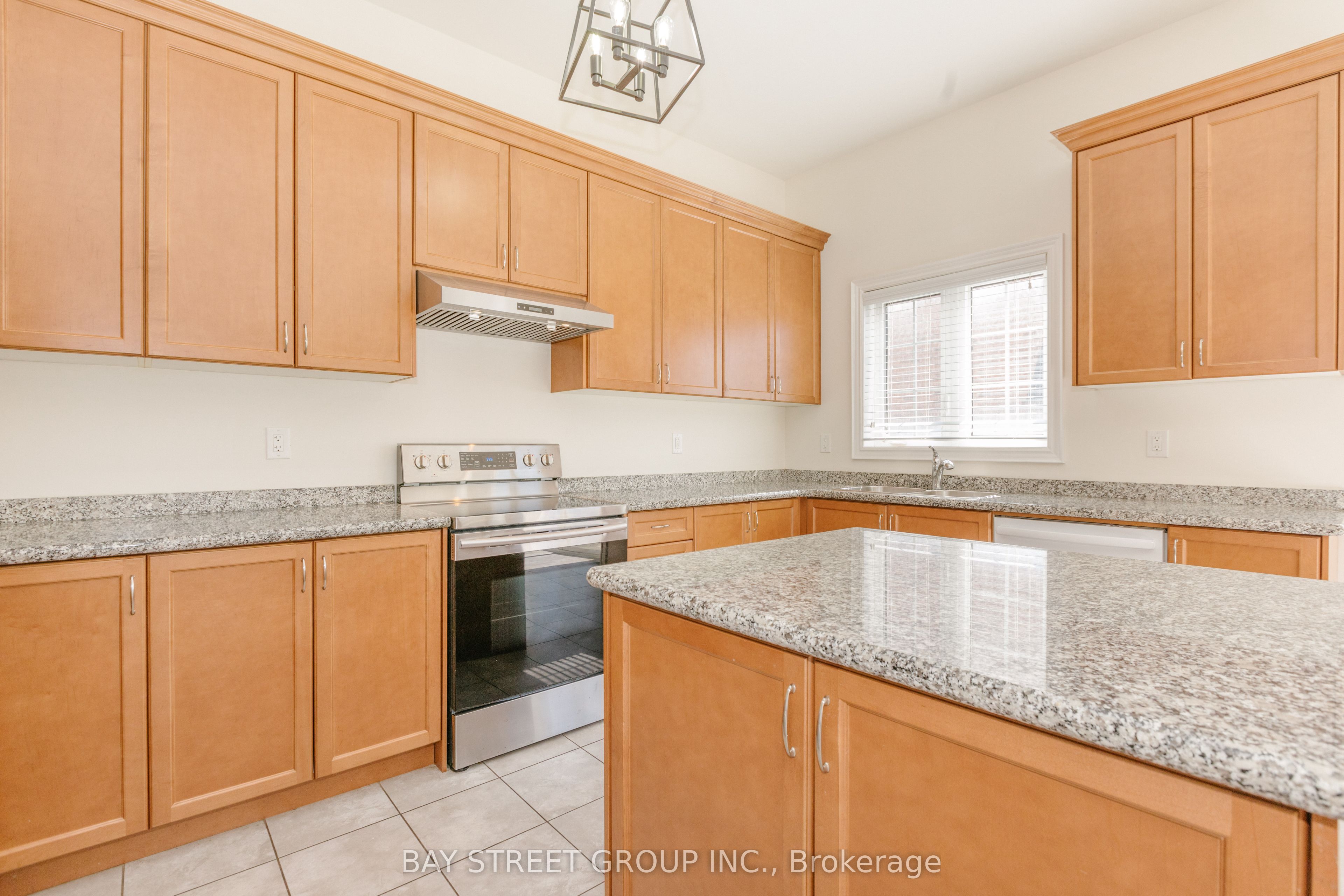 3127 Streamwood Pass Property Photo 17