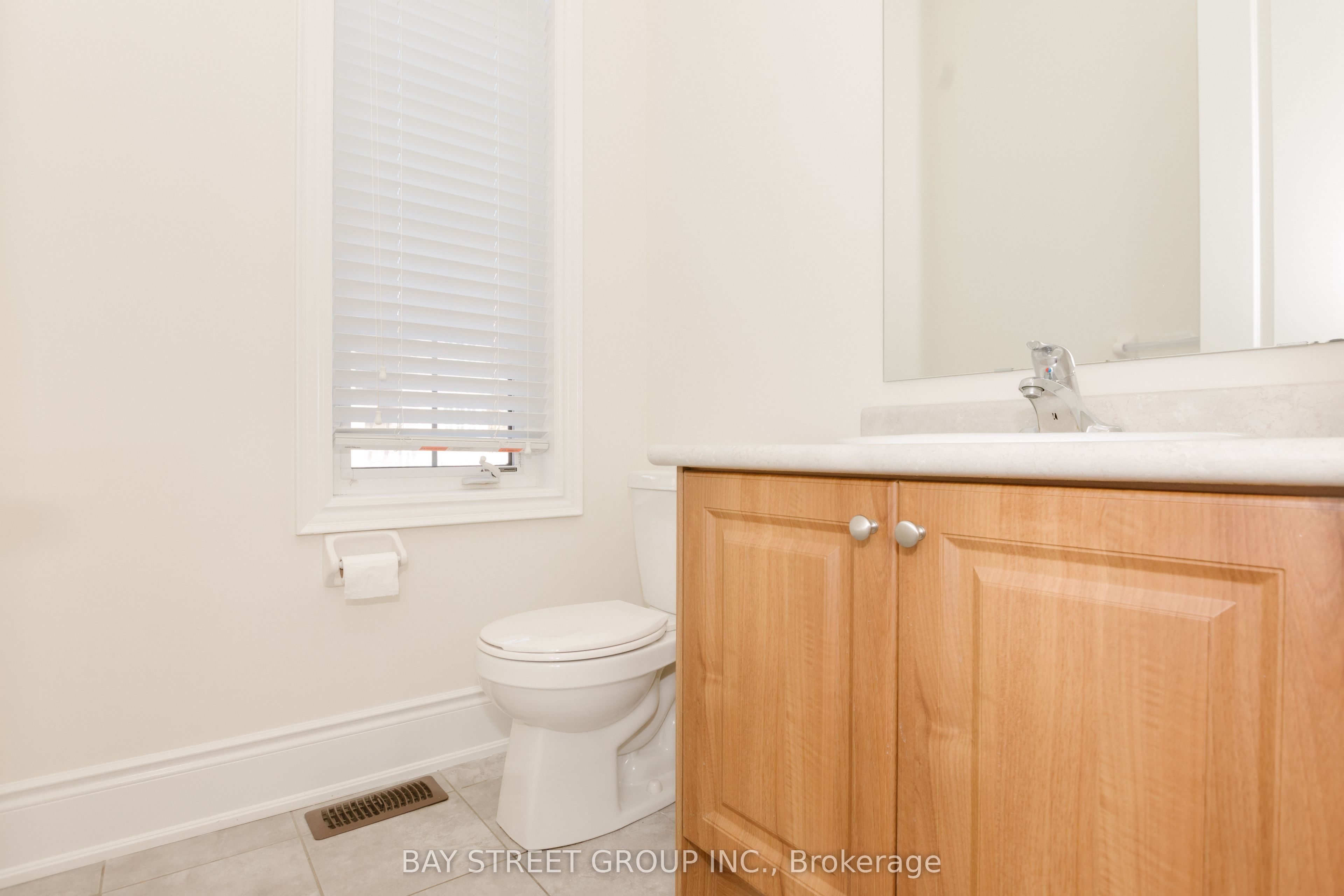 3127 Streamwood Pass Property Photo 19