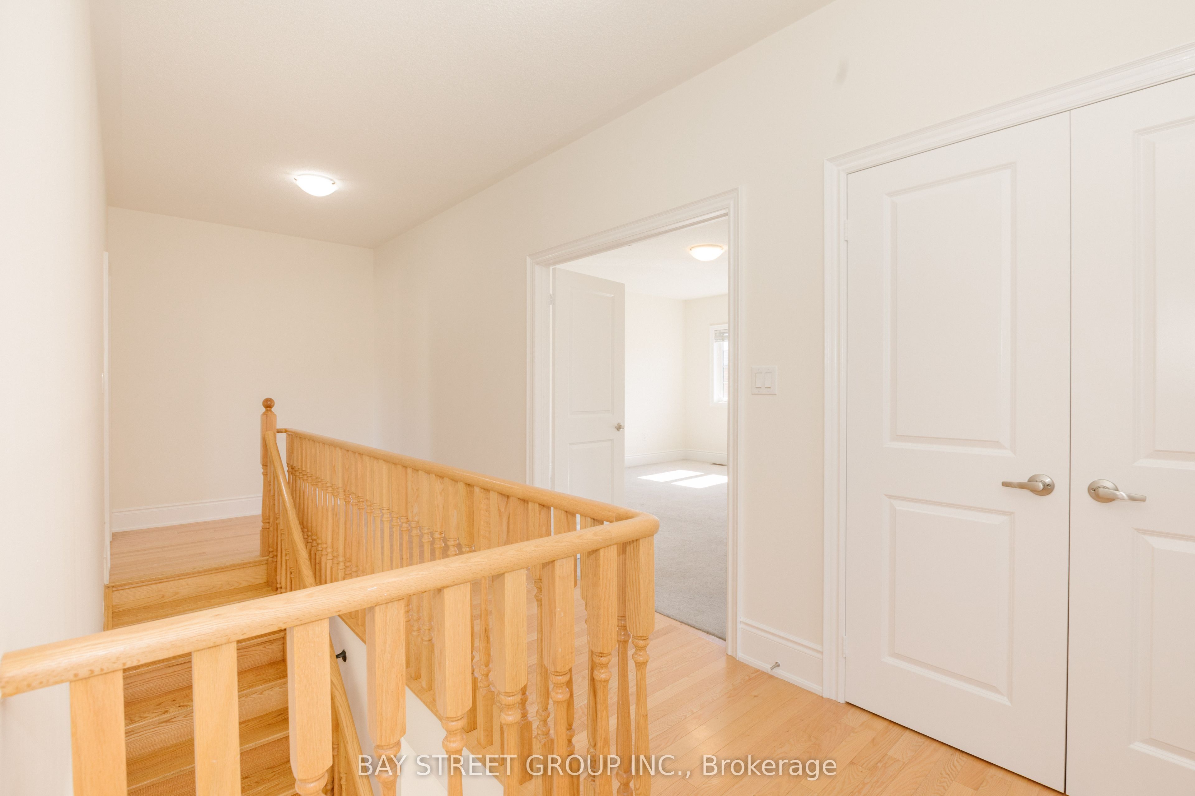 3127 Streamwood Pass Property Photo 21