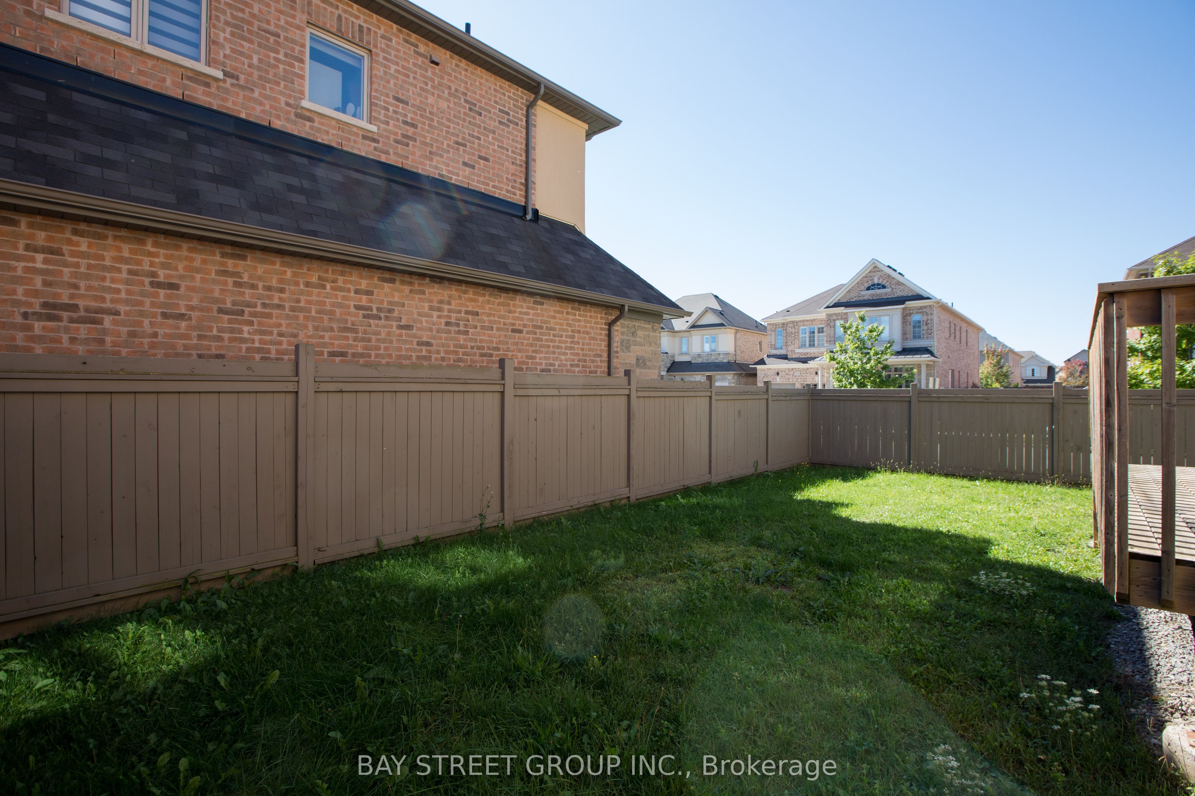 3127 Streamwood Pass Property Photo 46