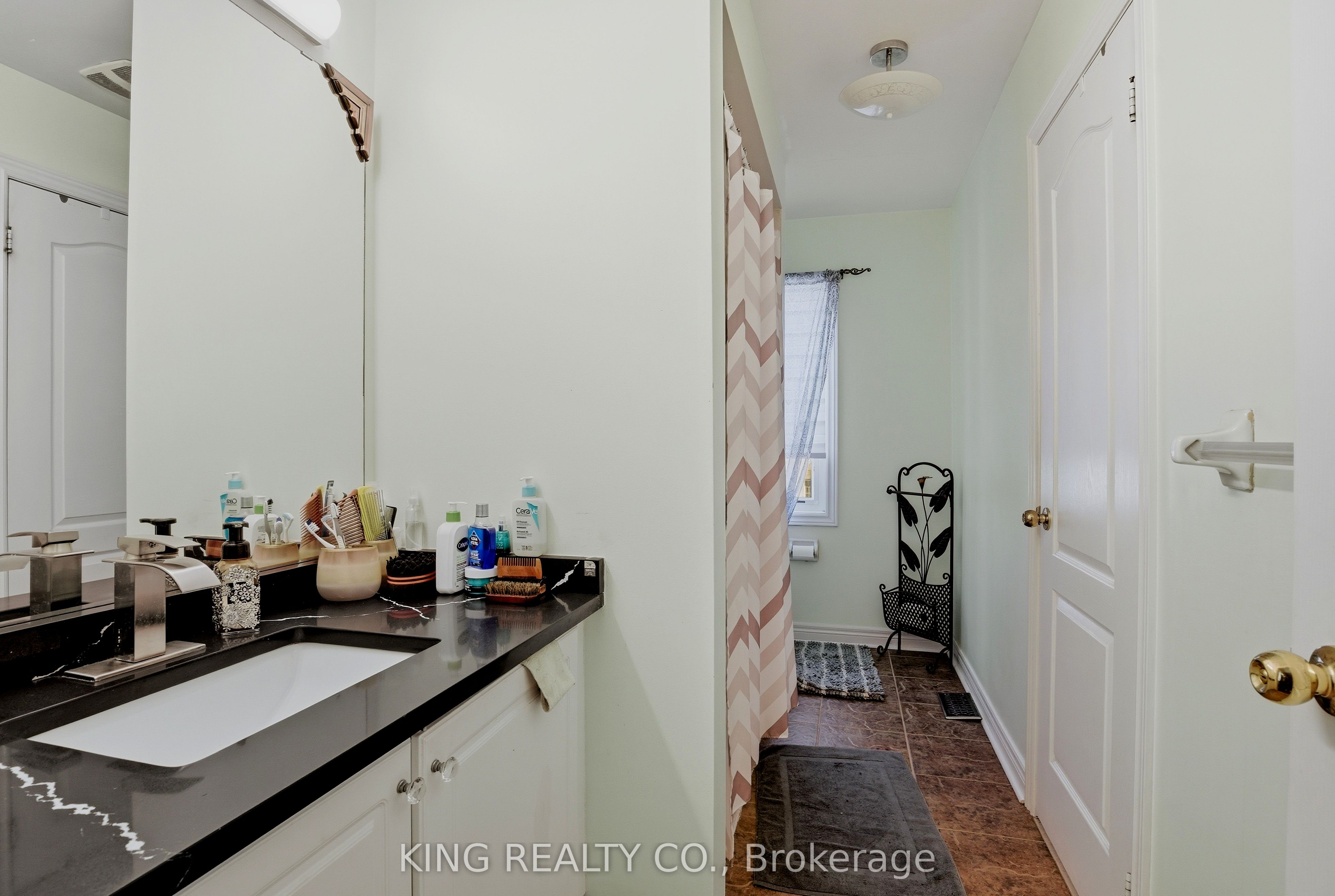 12 Helman Road Property Photo 23