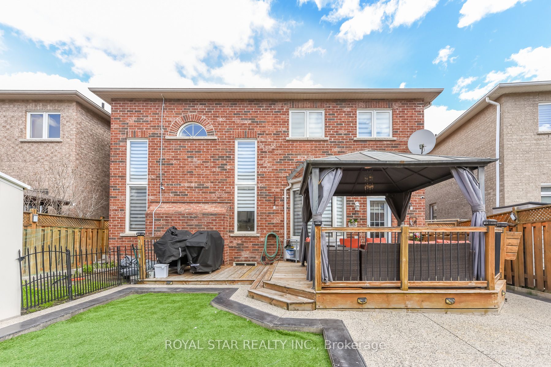 38 Robitaille Drive Property Photo 4
