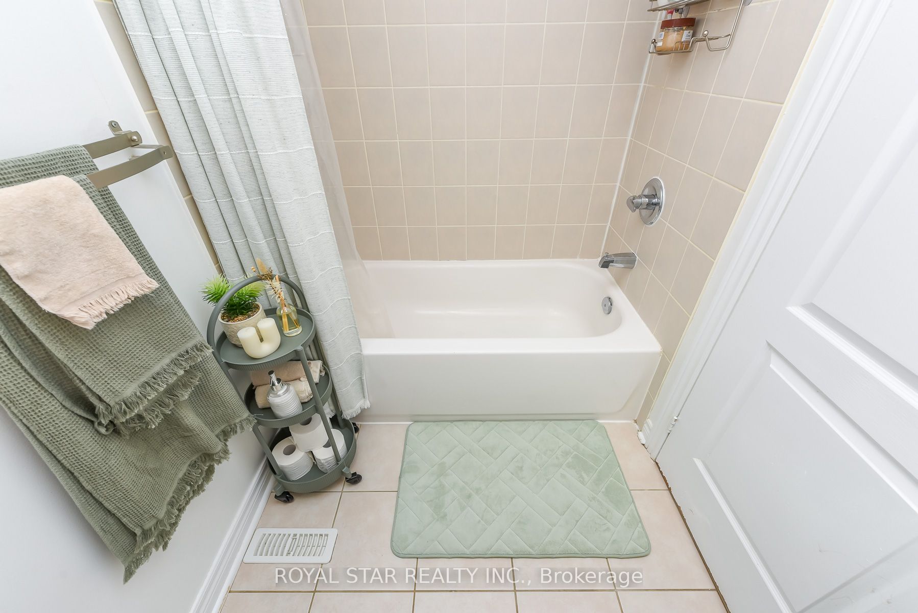 38 Robitaille Drive Property Photo 27