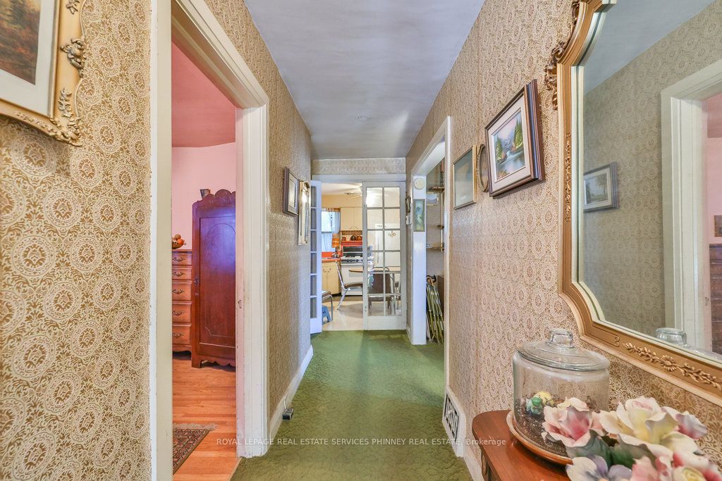 945 Beechwood Avenue Property Photo 20