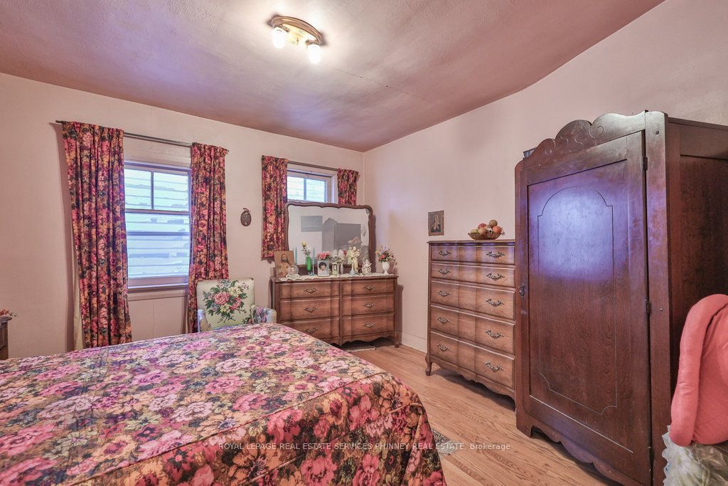 945 Beechwood Avenue Property Photo 21