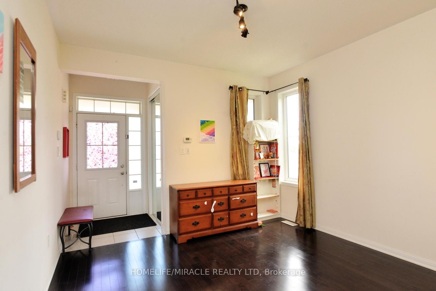8 Robert Parkinson Drive Property Photo 7