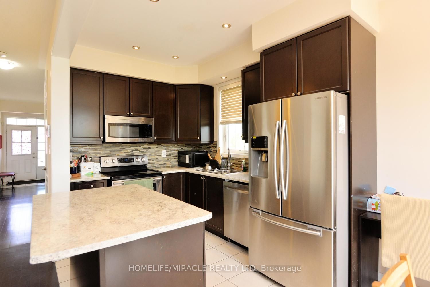 8 Robert Parkinson Drive Property Photo 12