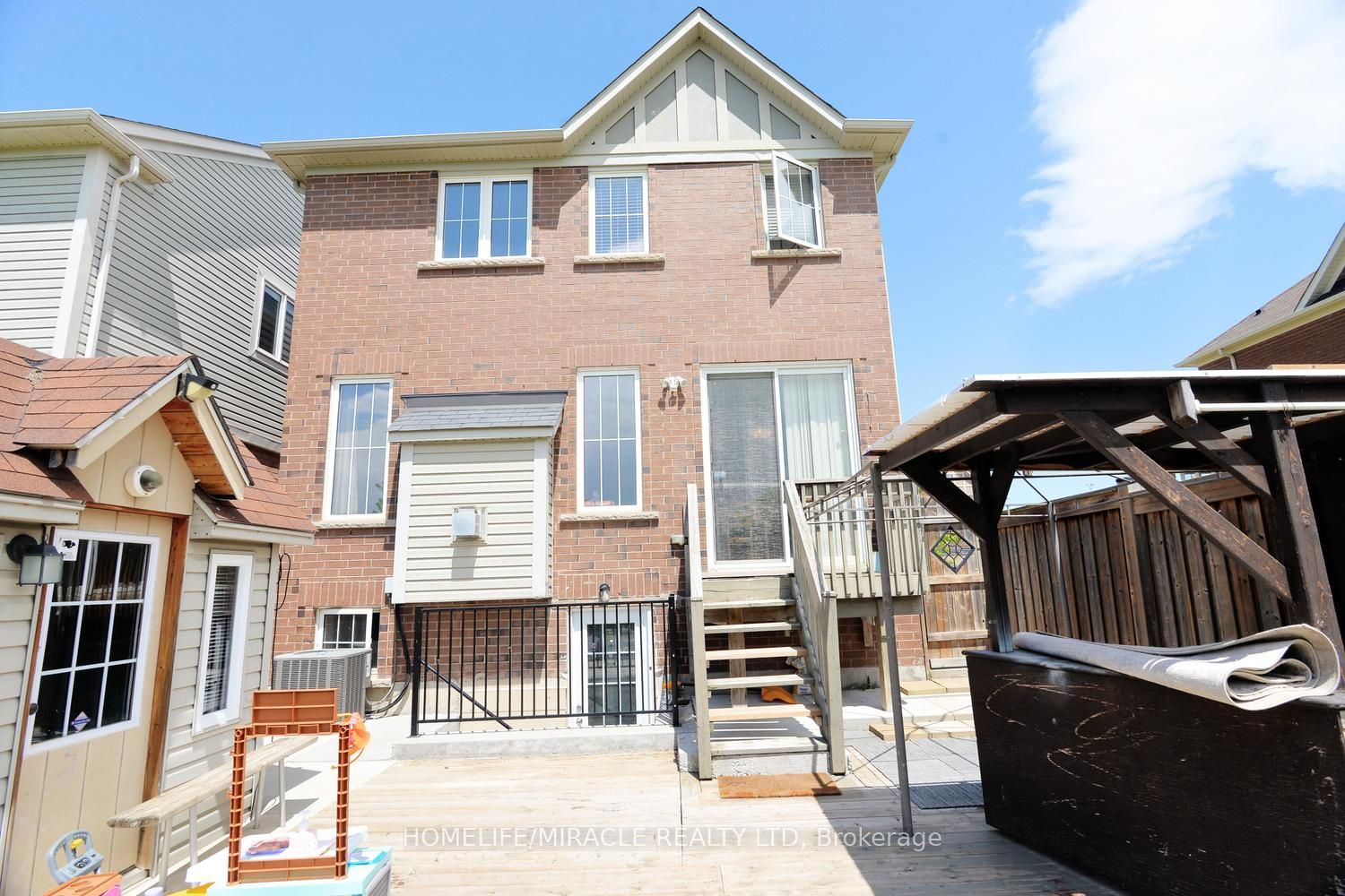 8 Robert Parkinson Drive Property Photo 46